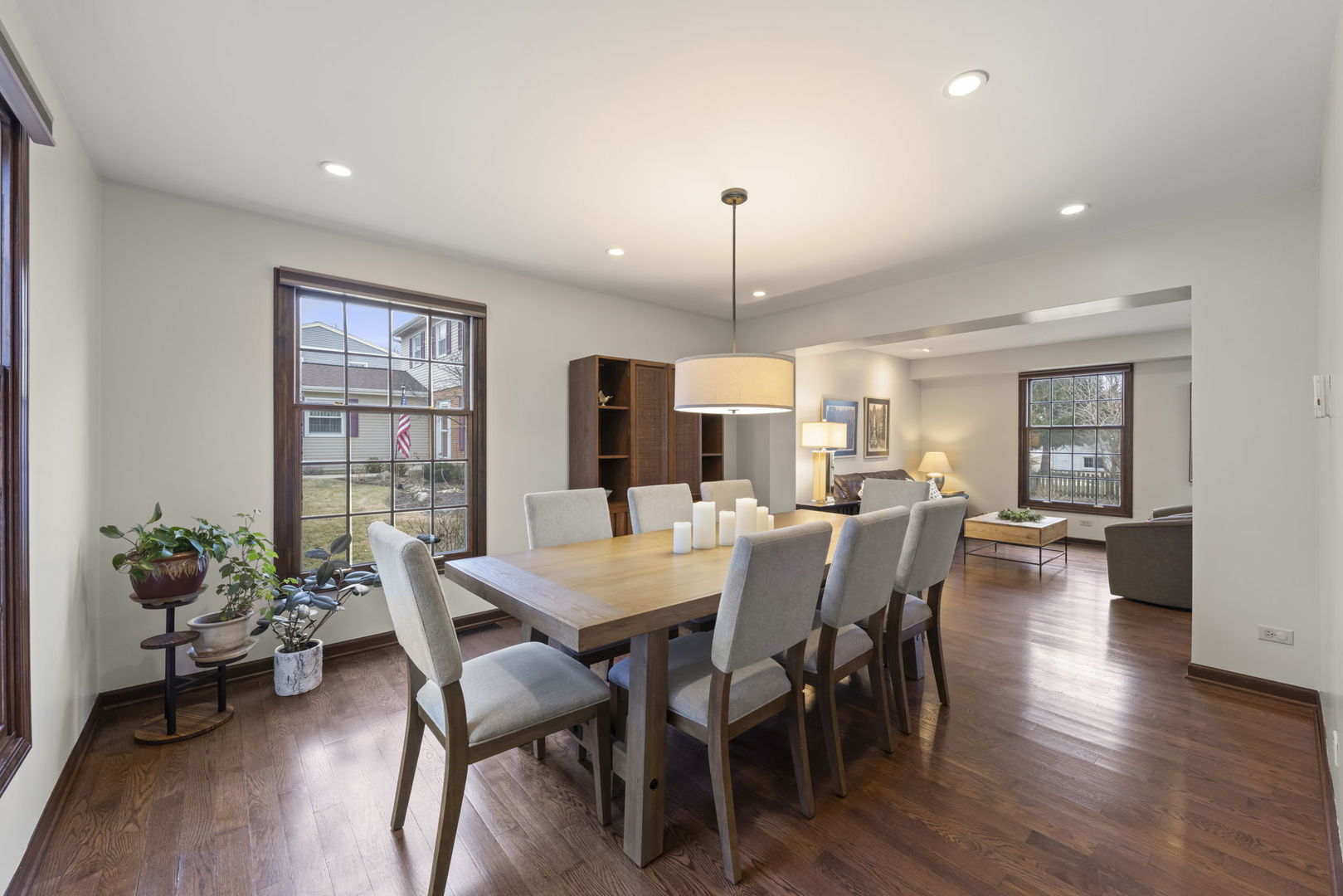 1336 Chestnut Ridge Drive, Naperville, IL 60540