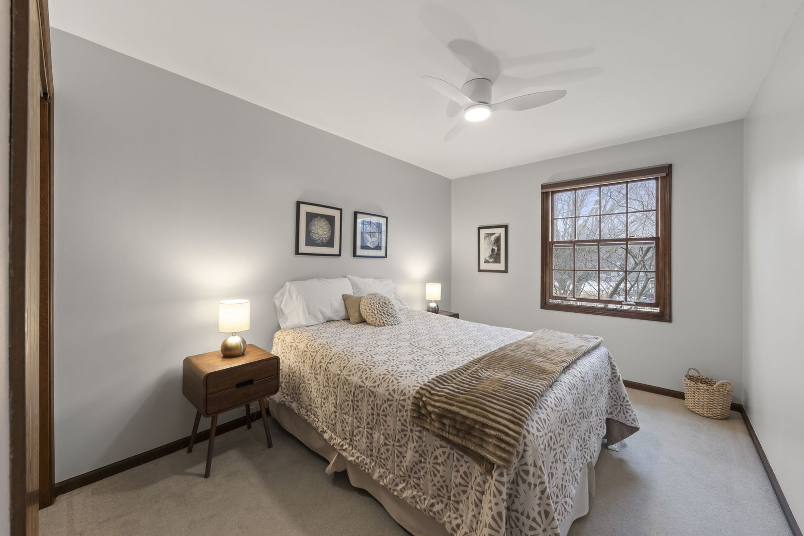 1336 Chestnut Ridge Drive, Naperville, IL 60540