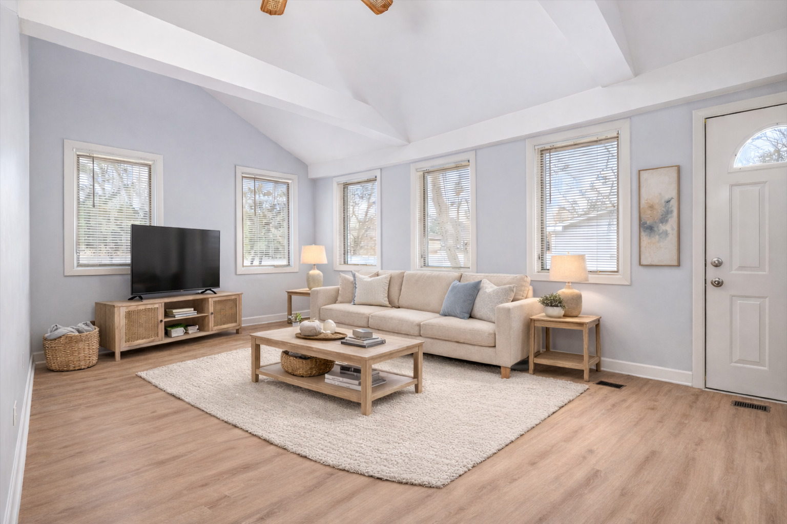 27W347 Washington Avenue, Winfield, IL 60190