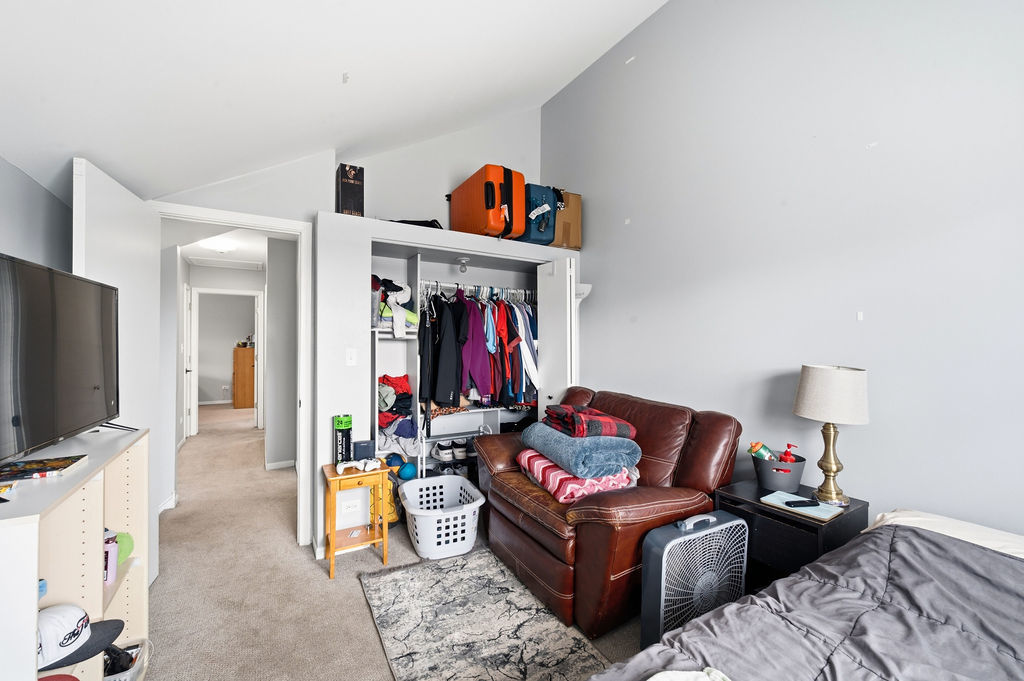 1424 Root Street, Crest Hill, IL 60403