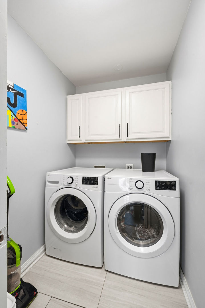 1424 Root Street, Crest Hill, IL 60403