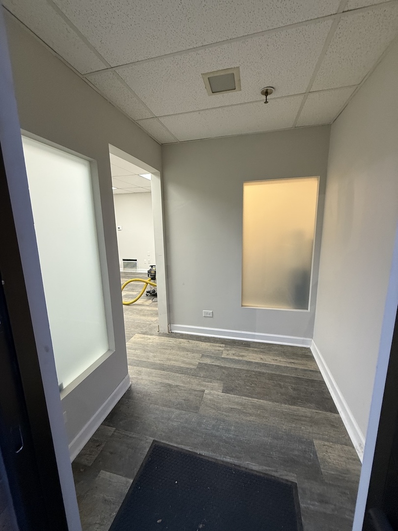 7928 Madison Street, Burr Ridge, IL 60527