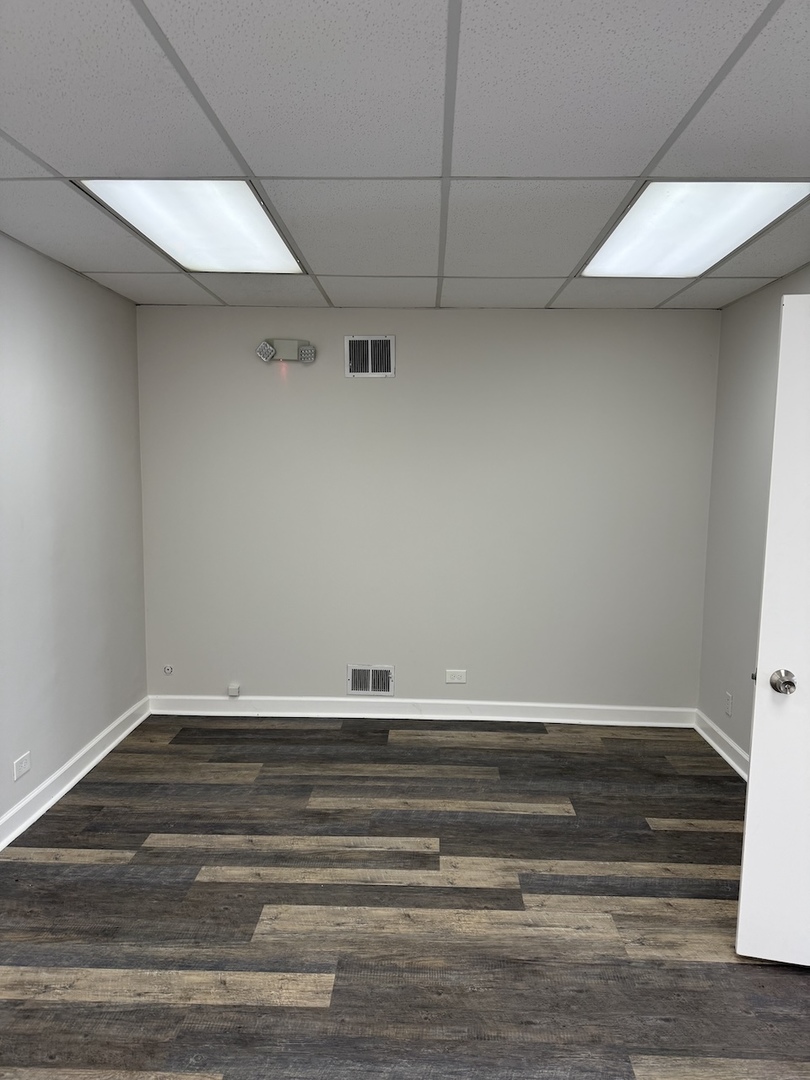 7928 Madison Street, Burr Ridge, IL 60527