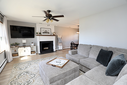 100 Lee Street, Manhattan, IL 60442