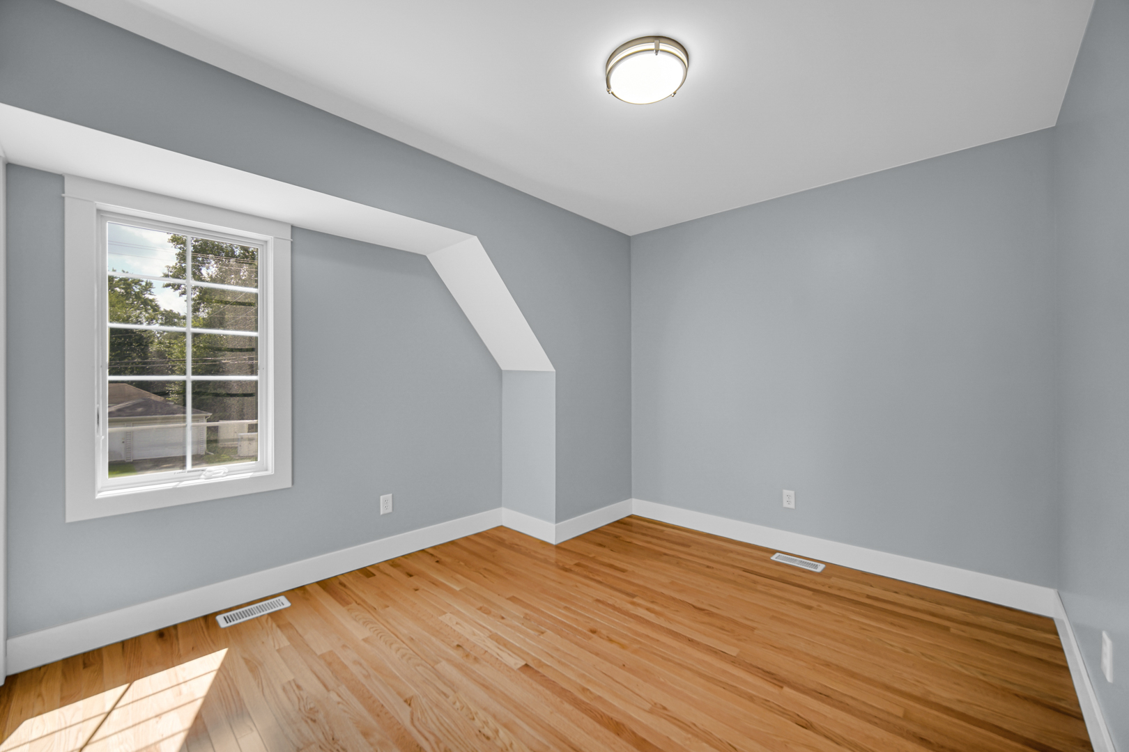 18462 Dixie Highway, Homewood, IL 60430