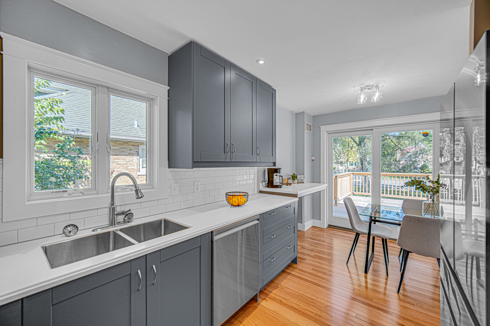 18462 Dixie Highway, Homewood, IL 60430