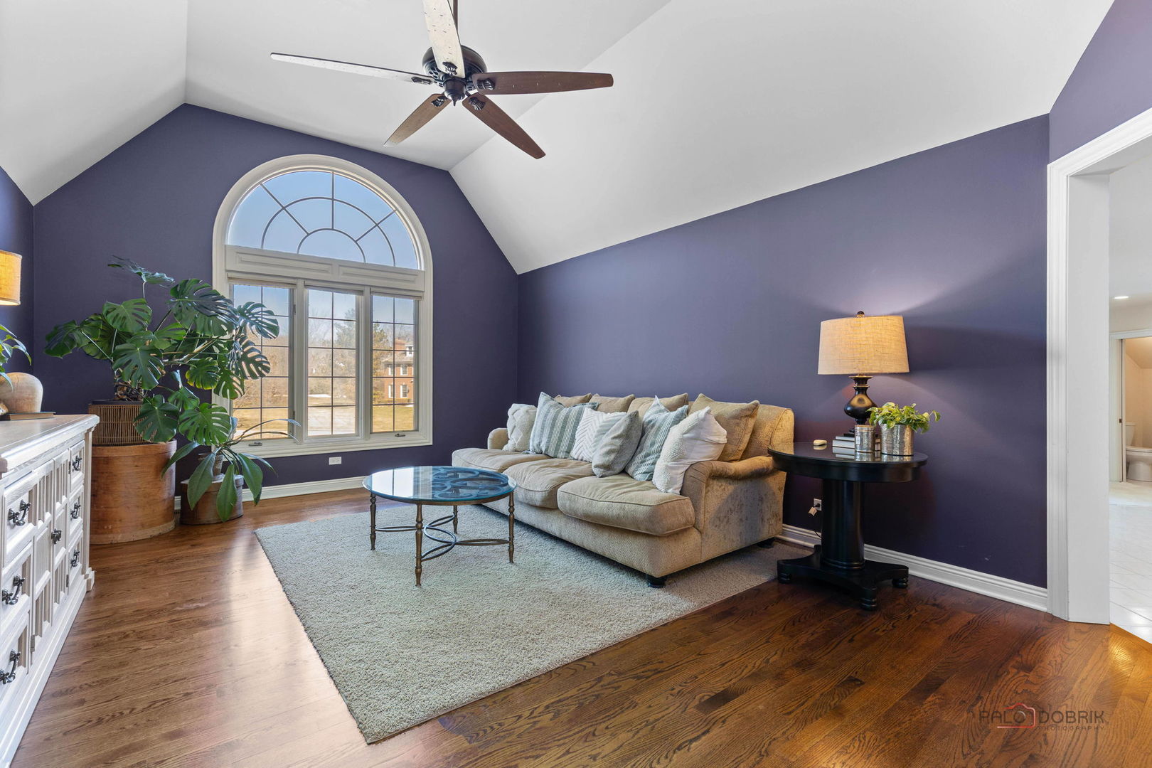 5443 Belmont Court, Libertyville, IL 60048