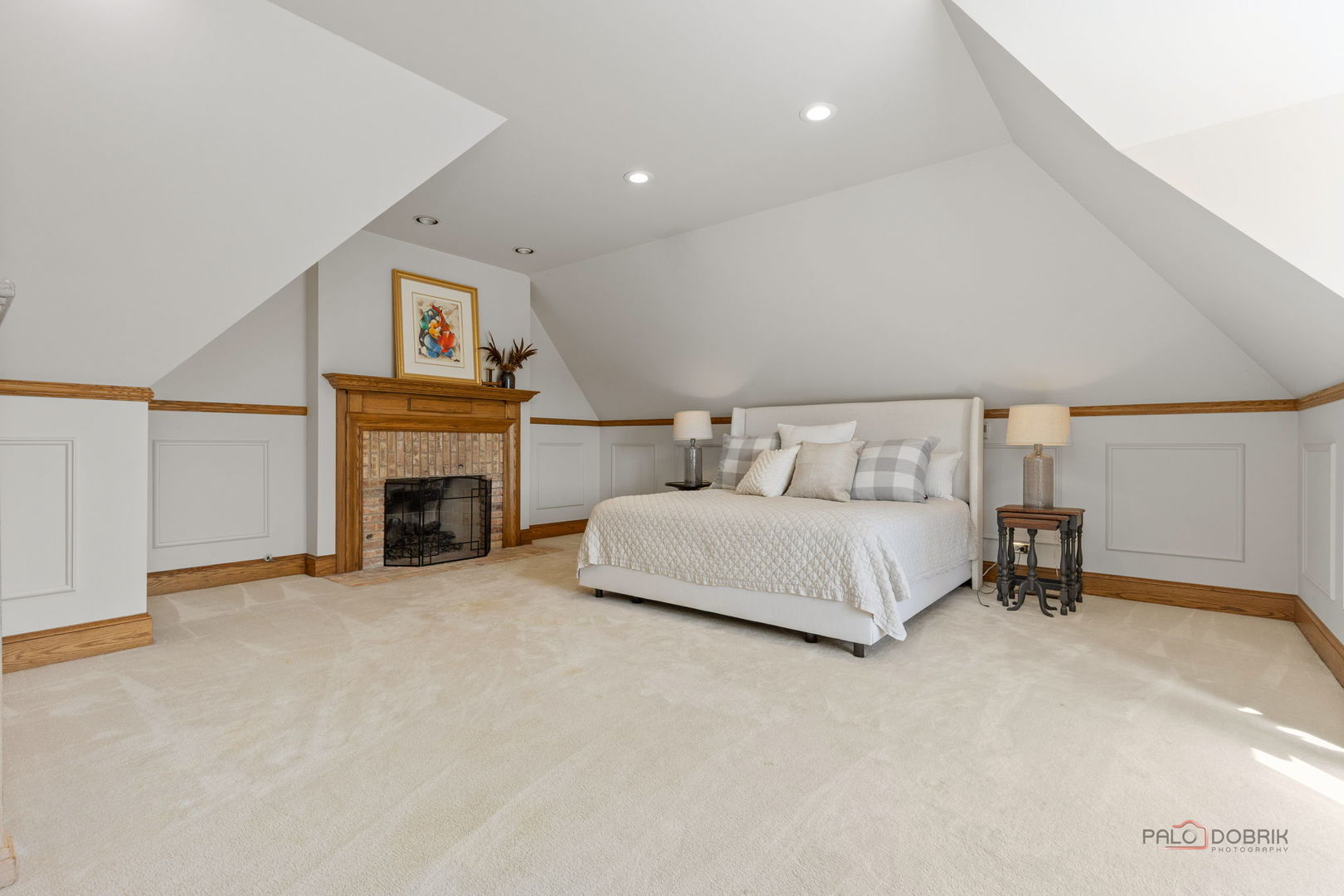 5443 Belmont Court, Libertyville, IL 60048