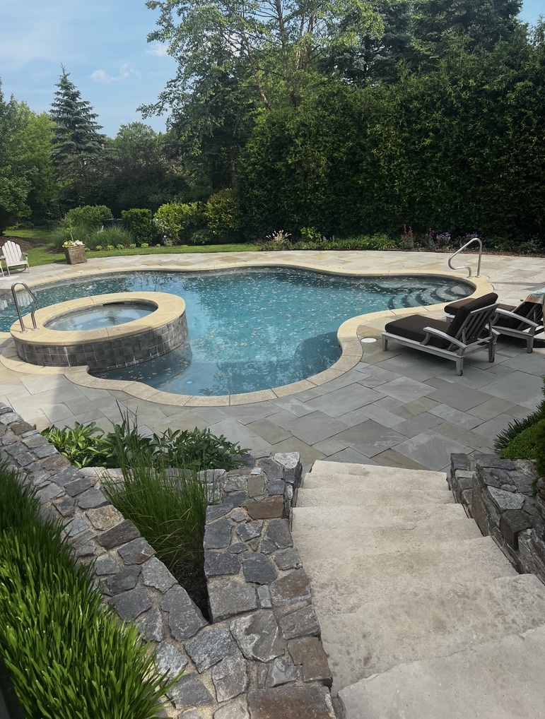 5443 Belmont Court, Libertyville, IL 60048