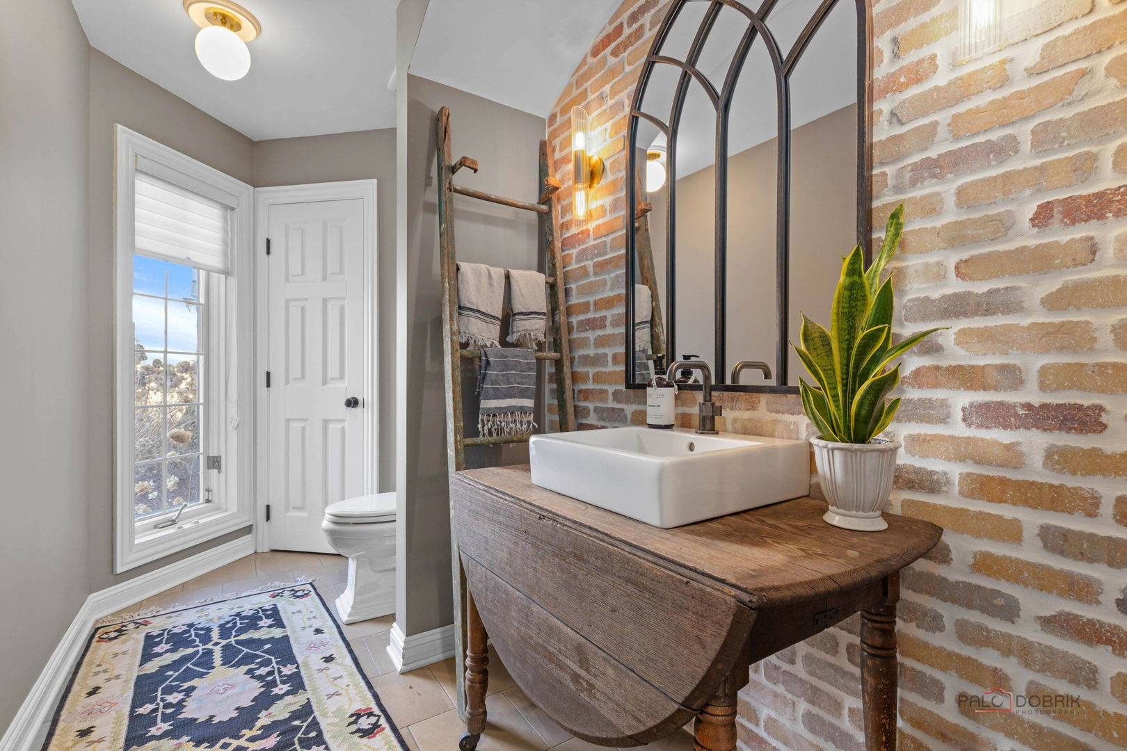 5443 Belmont Court, Libertyville, IL 60048