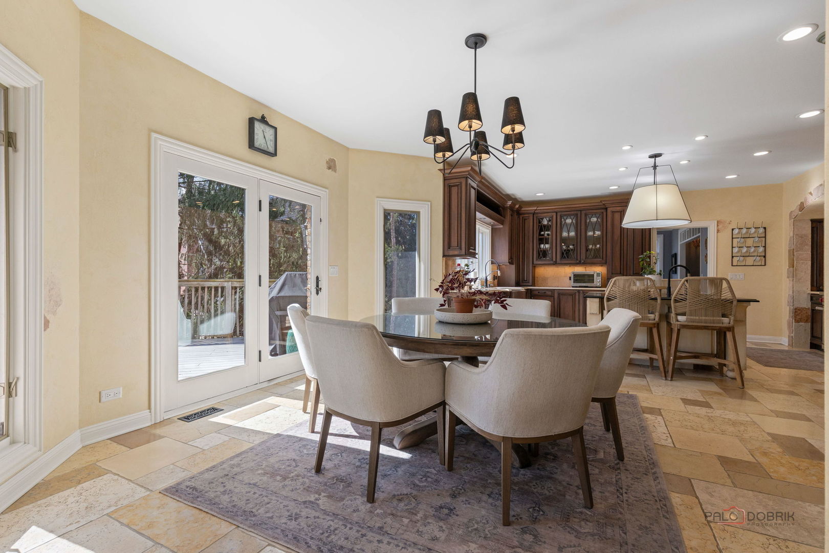 5443 Belmont Court, Libertyville, IL 60048