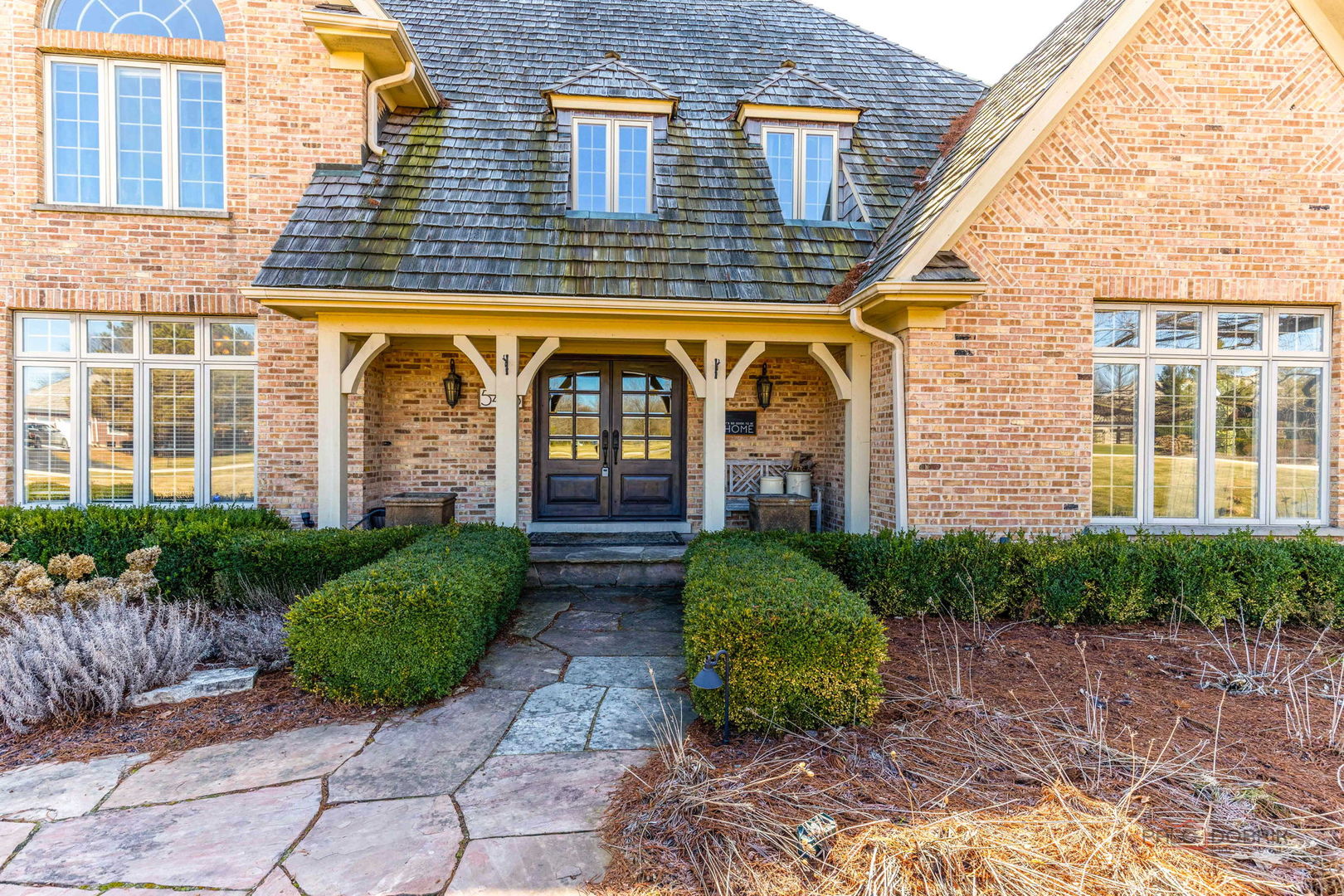 5443 Belmont Court, Libertyville, IL 60048