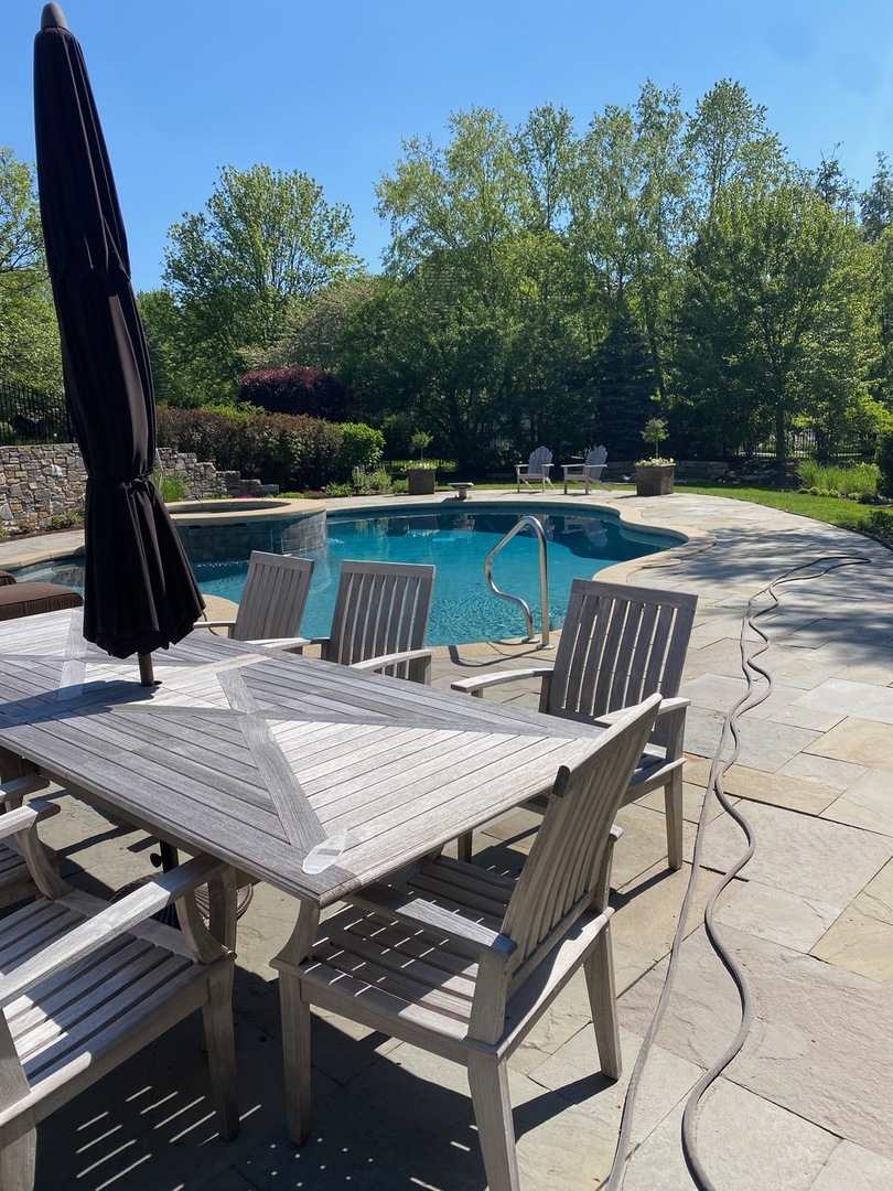 5443 Belmont Court, Libertyville, IL 60048