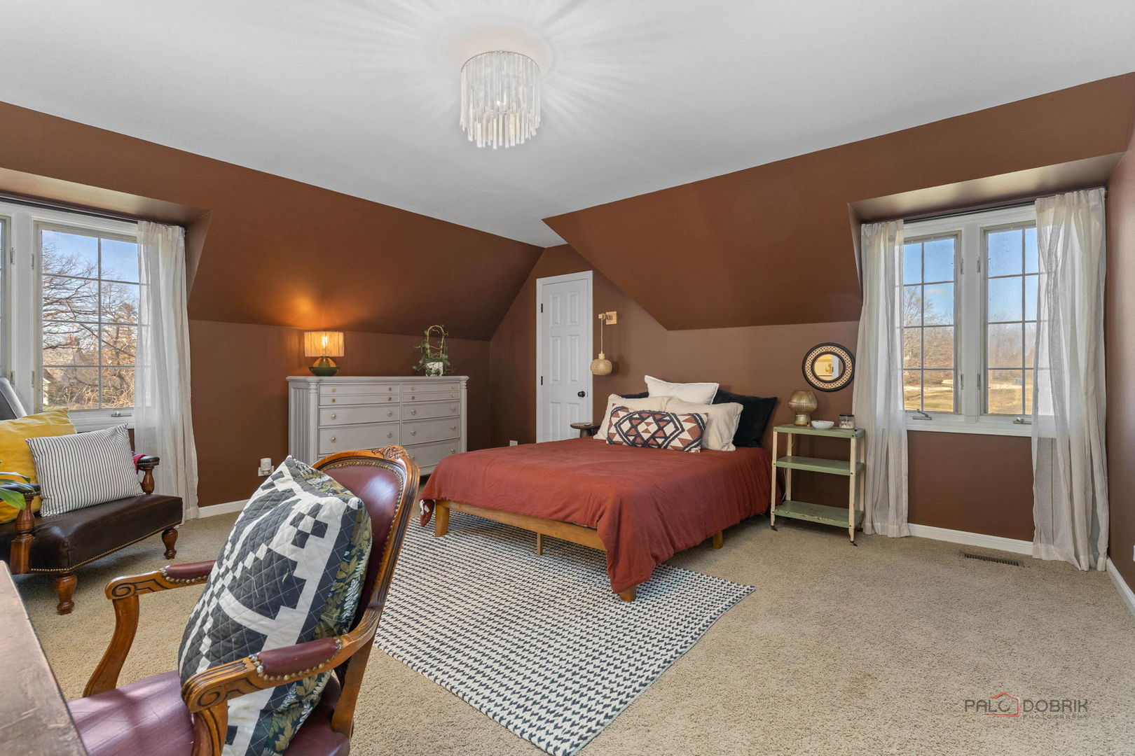 5443 Belmont Court, Libertyville, IL 60048