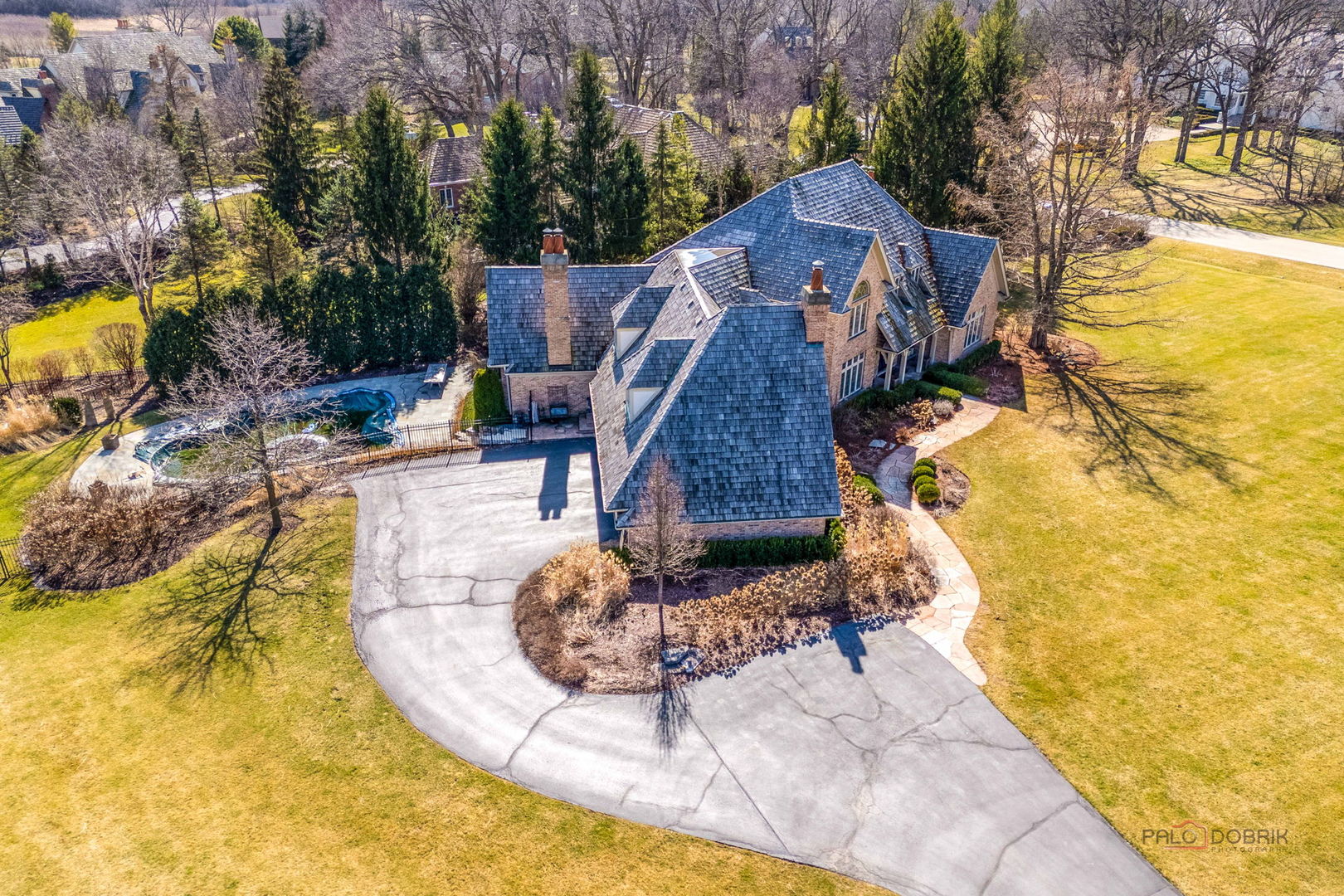 5443 Belmont Court, Libertyville, IL 60048