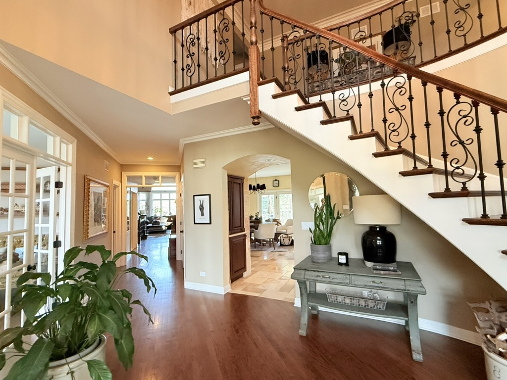 5443 Belmont Court, Libertyville, IL 60048