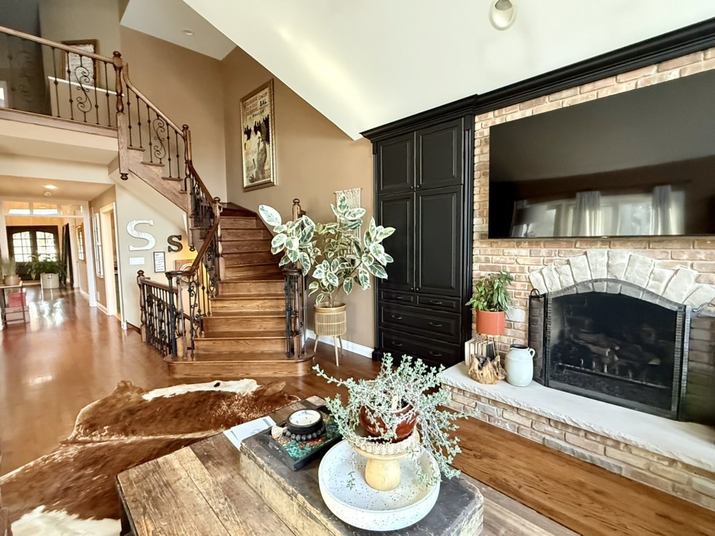 5443 Belmont Court, Libertyville, IL 60048