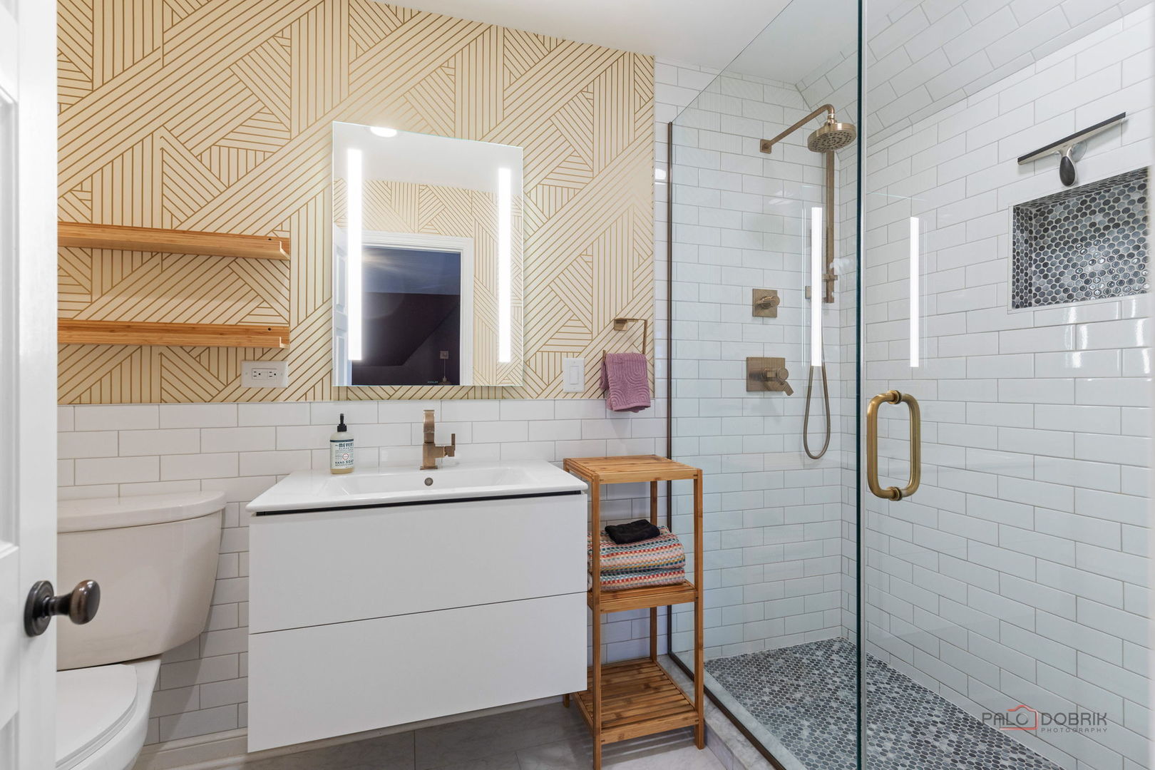 5443 Belmont Court, Libertyville, IL 60048