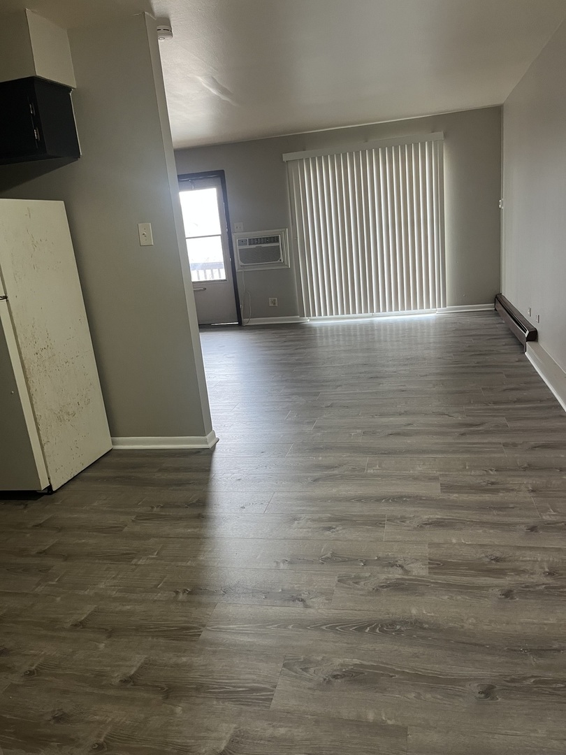 8701 S 84th Court #9, Hickory Hills, IL 60457