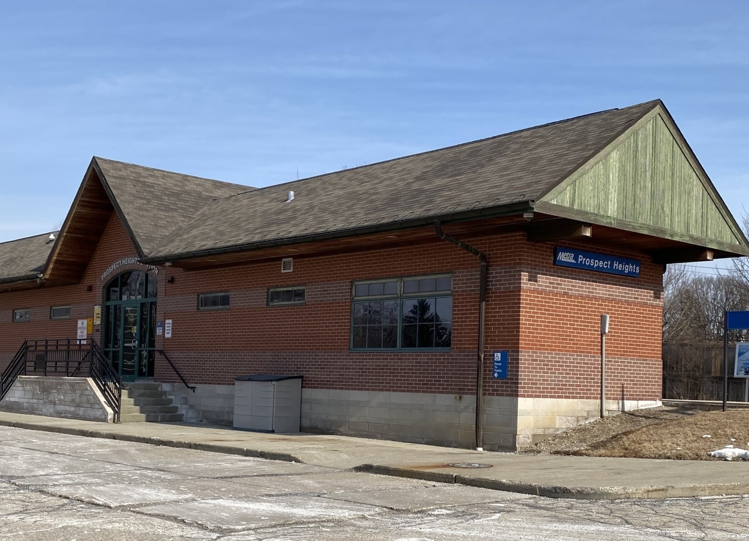 1414 N Indigo Drive, Mount Prospect, IL 60056