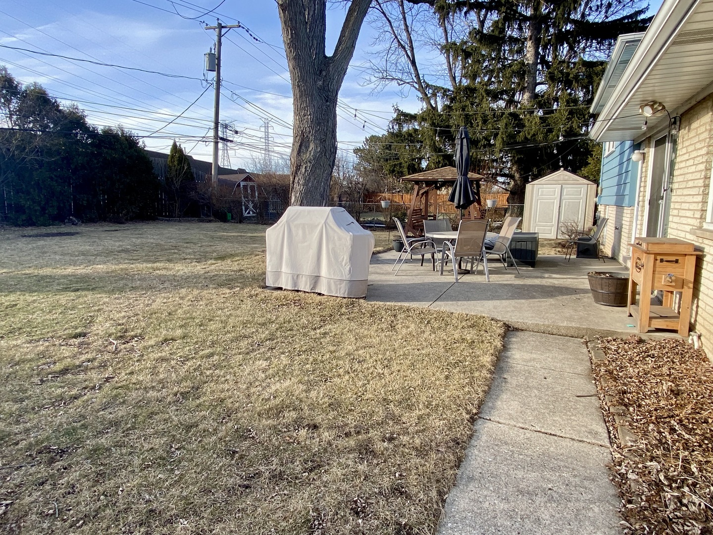 1414 N Indigo Drive, Mount Prospect, IL 60056