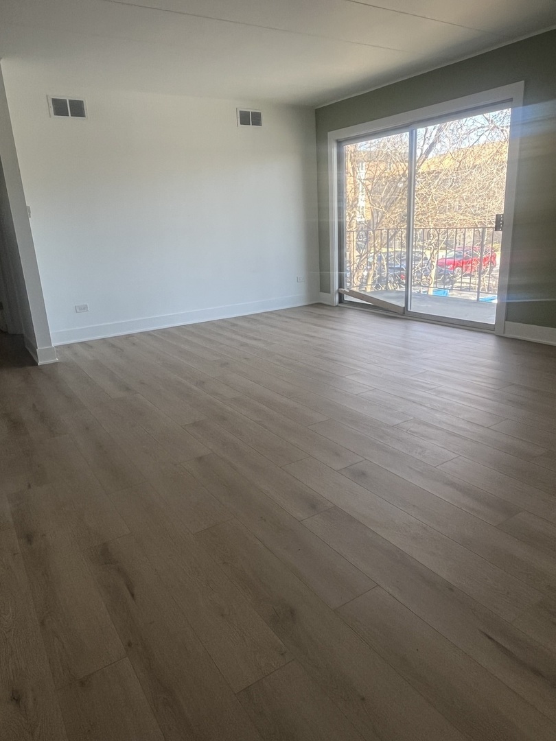 11035 S KEATING Avenue #2ne, Oak Lawn, IL 60453