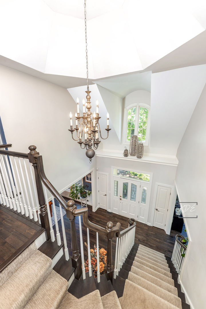 752 S Julian Street, Naperville, IL 60540