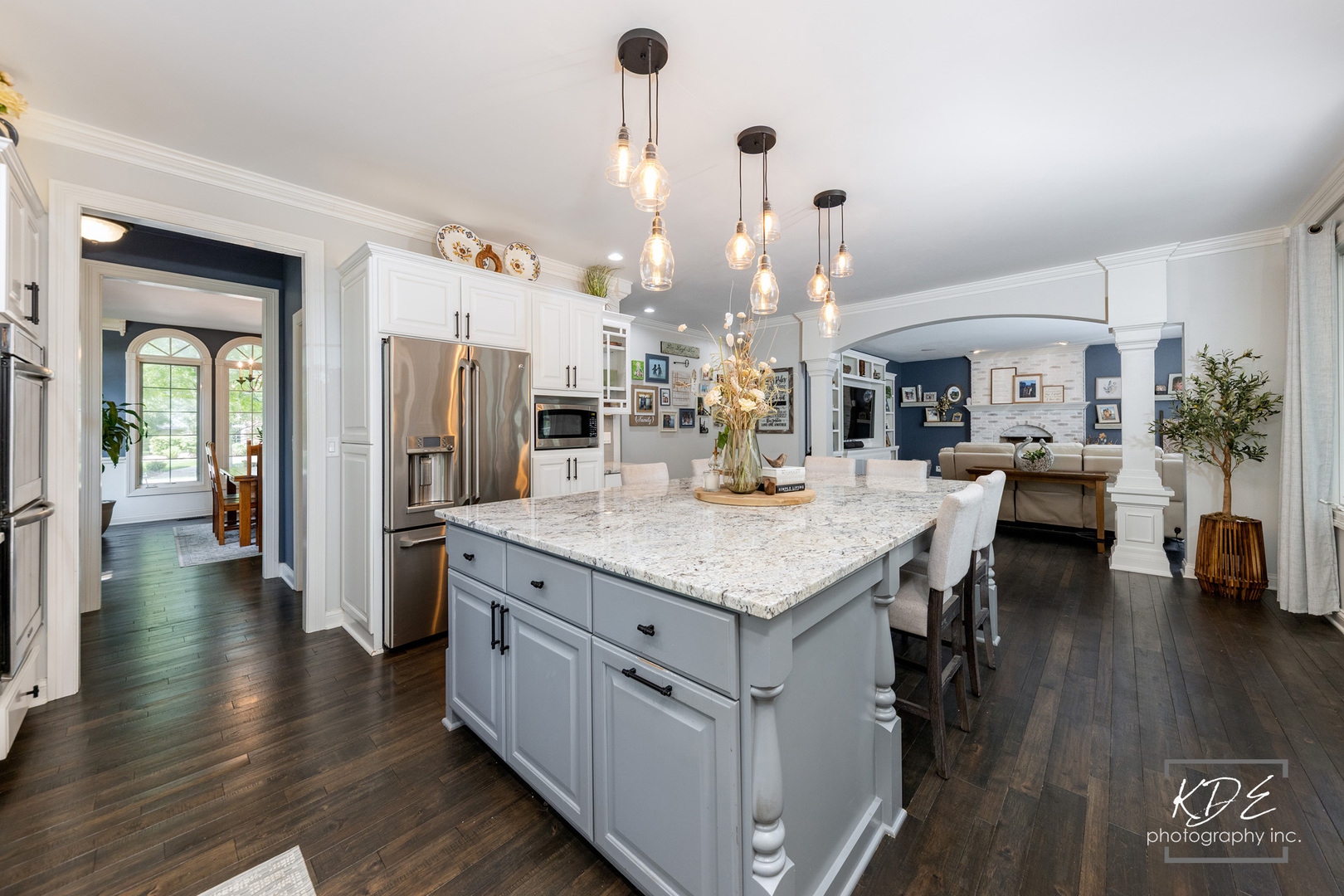 752 S Julian Street, Naperville, IL 60540