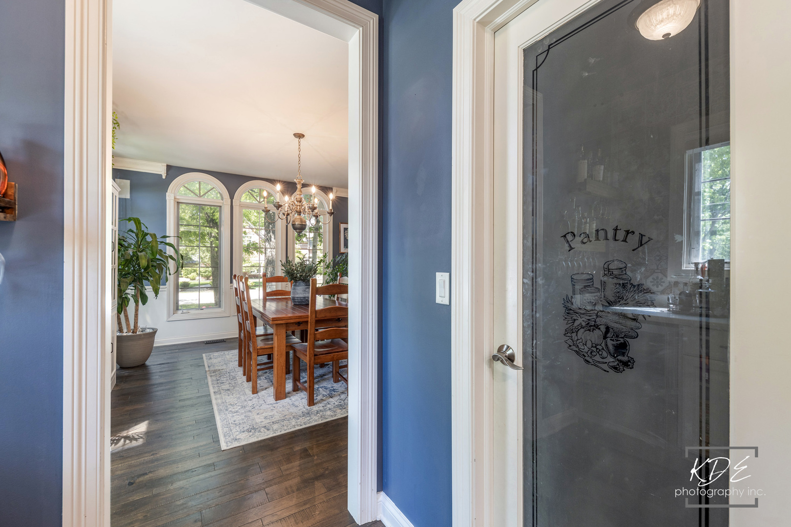 752 S Julian Street, Naperville, IL 60540