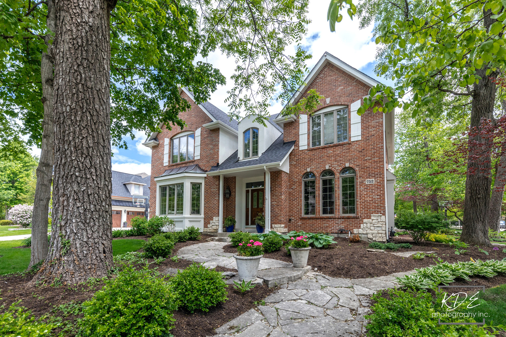 752 S Julian Street, Naperville, IL 60540