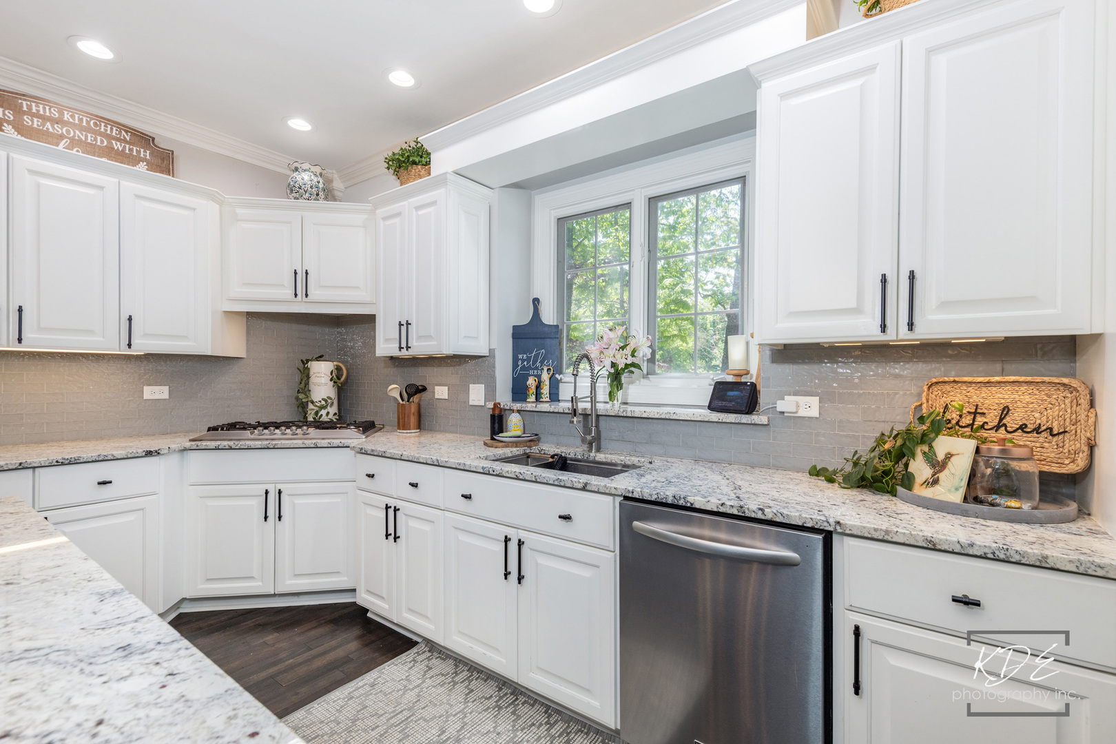 752 S Julian Street, Naperville, IL 60540
