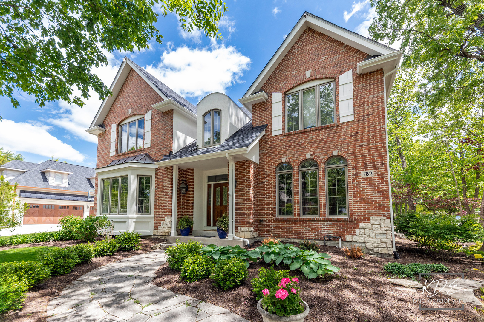 752 S Julian Street, Naperville, IL 60540