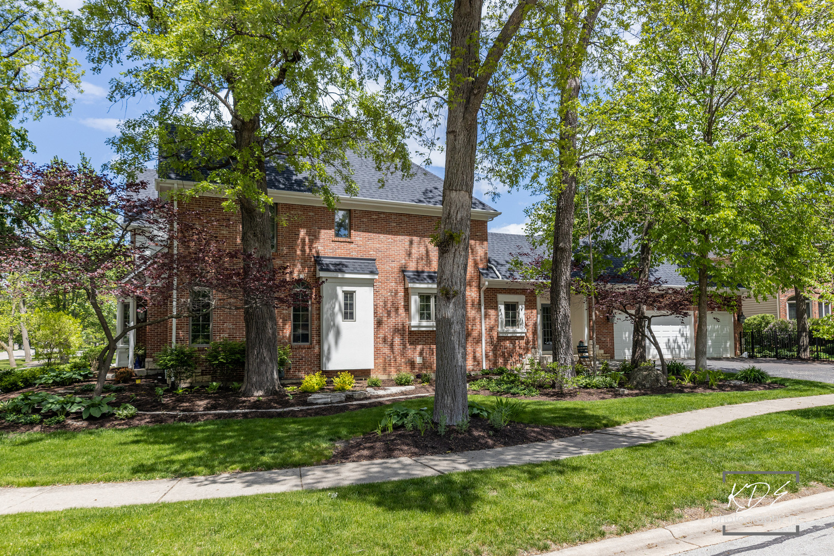 752 S Julian Street, Naperville, IL 60540