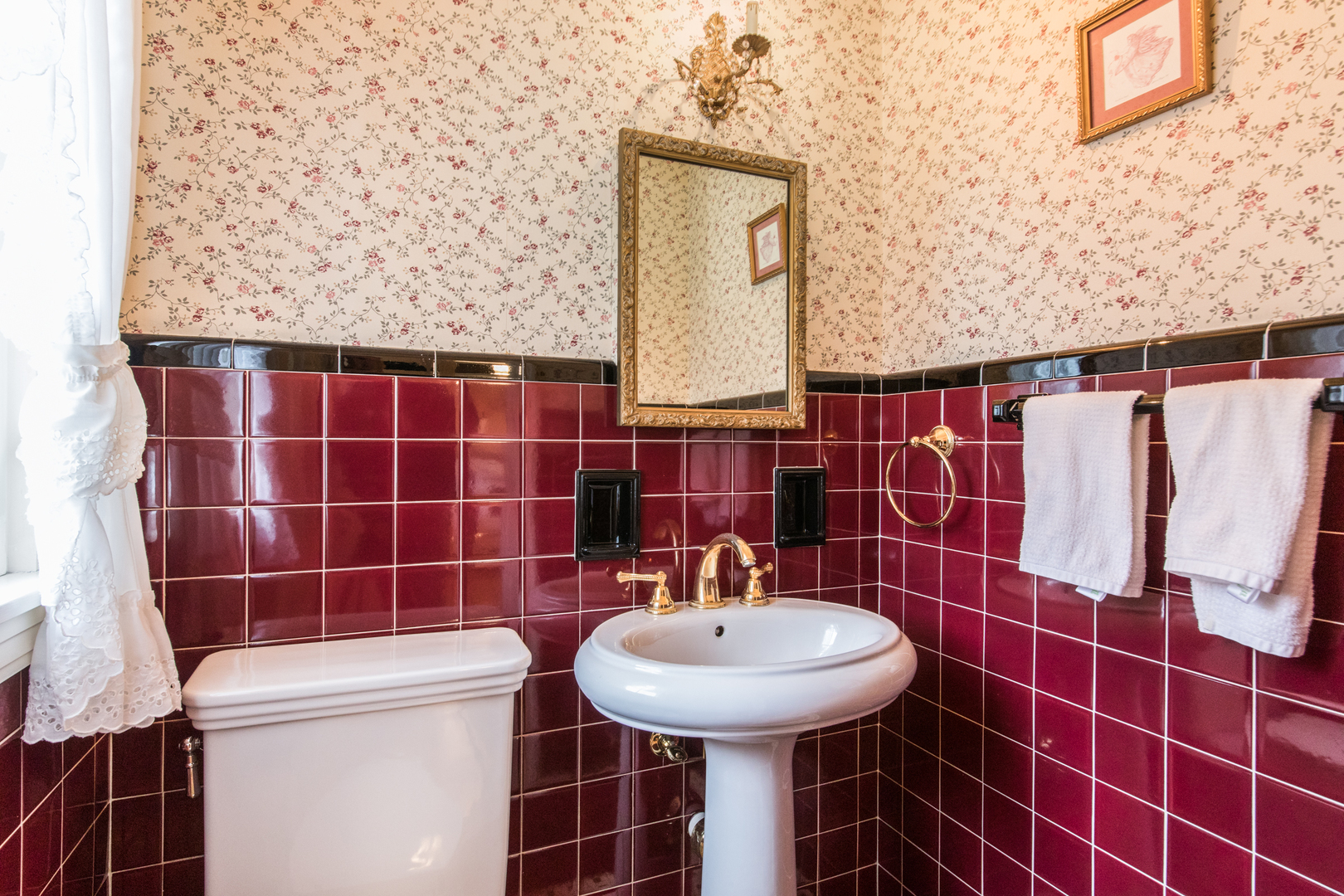 829 Hastings Street, Park Ridge, IL 60068