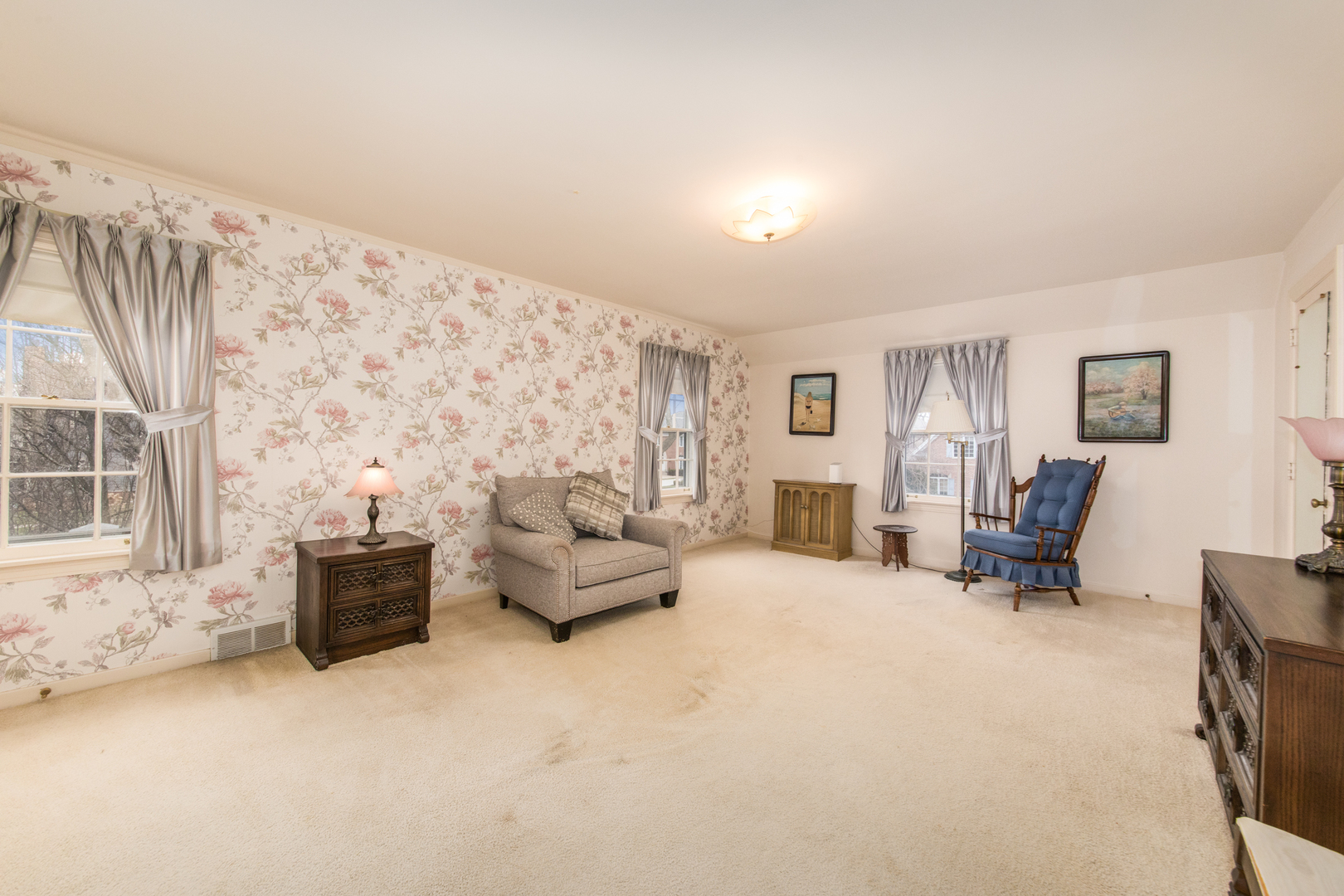 829 Hastings Street, Park Ridge, IL 60068