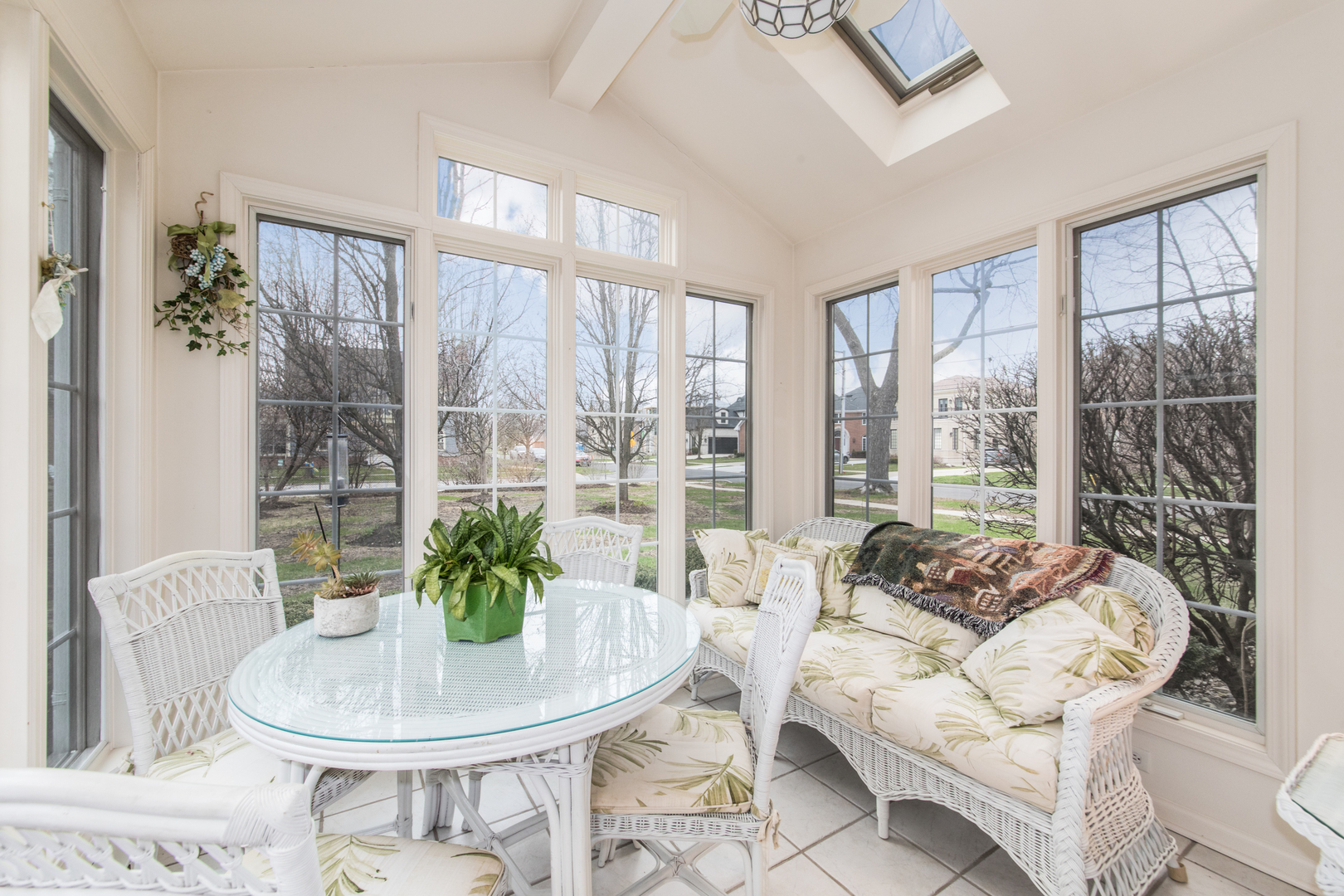 829 Hastings Street, Park Ridge, IL 60068