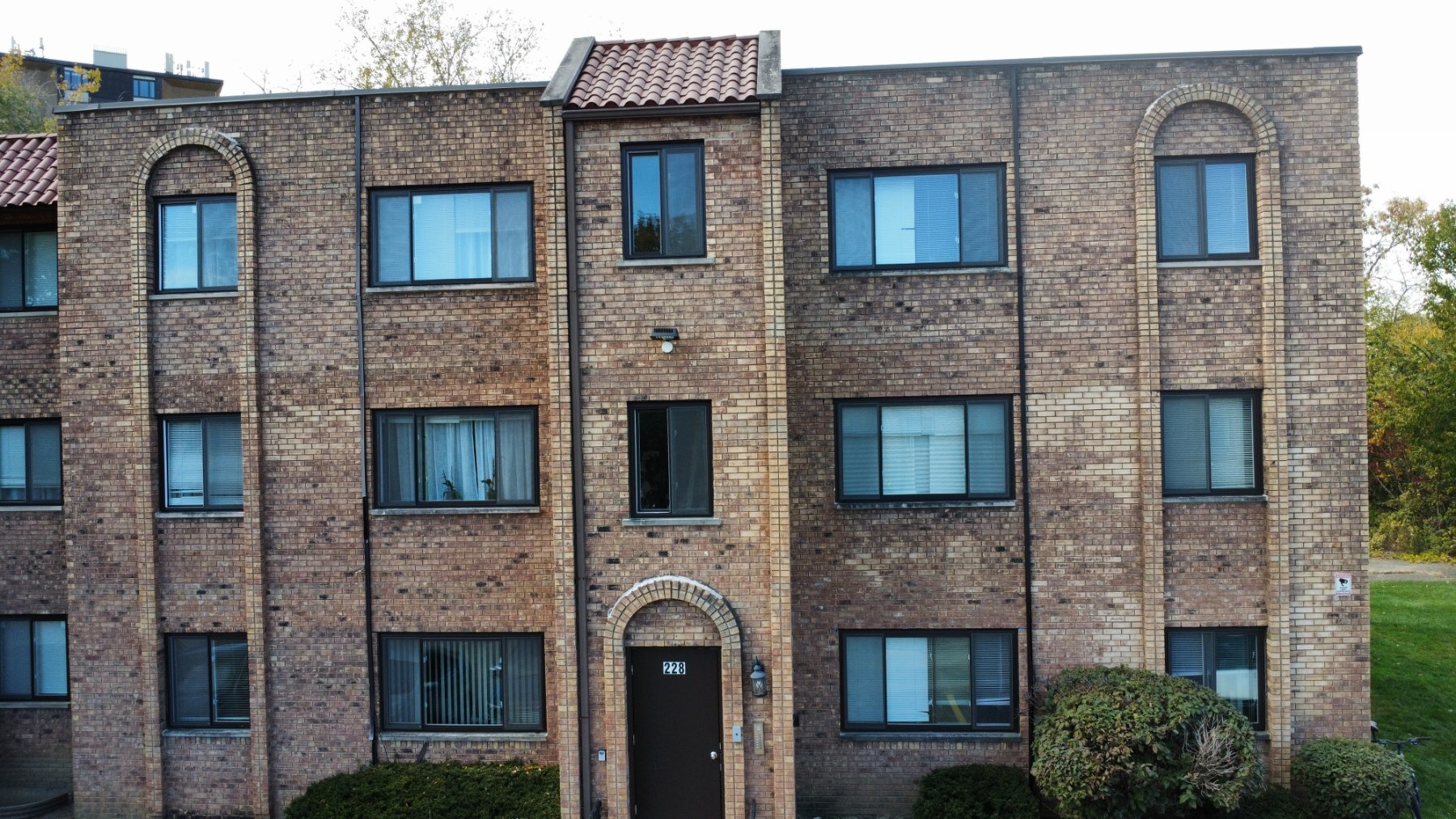 224, 228 E Rimini Court, Palatine, IL 60067