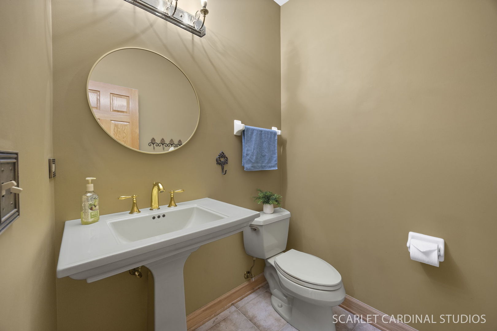 708 Stonehill Court, Sugar Grove, IL 60554