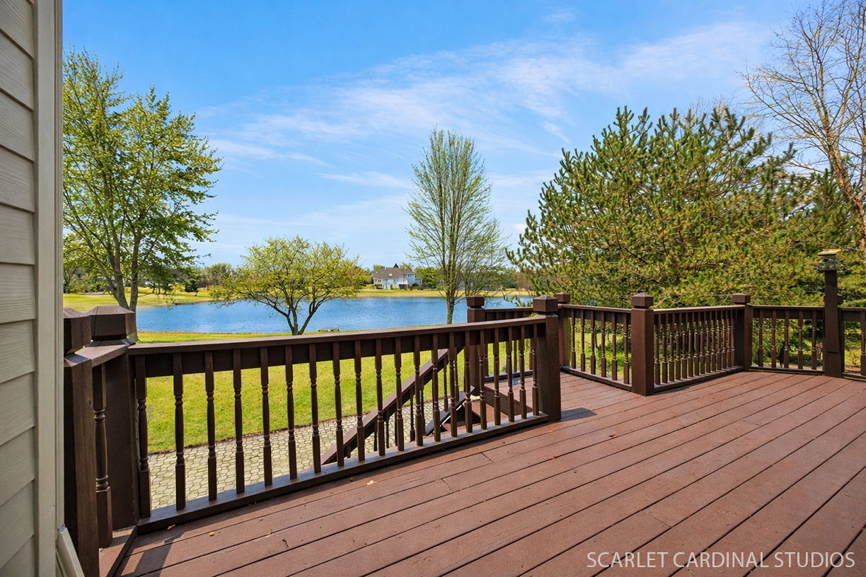 708 Stonehill Court, Sugar Grove, IL 60554