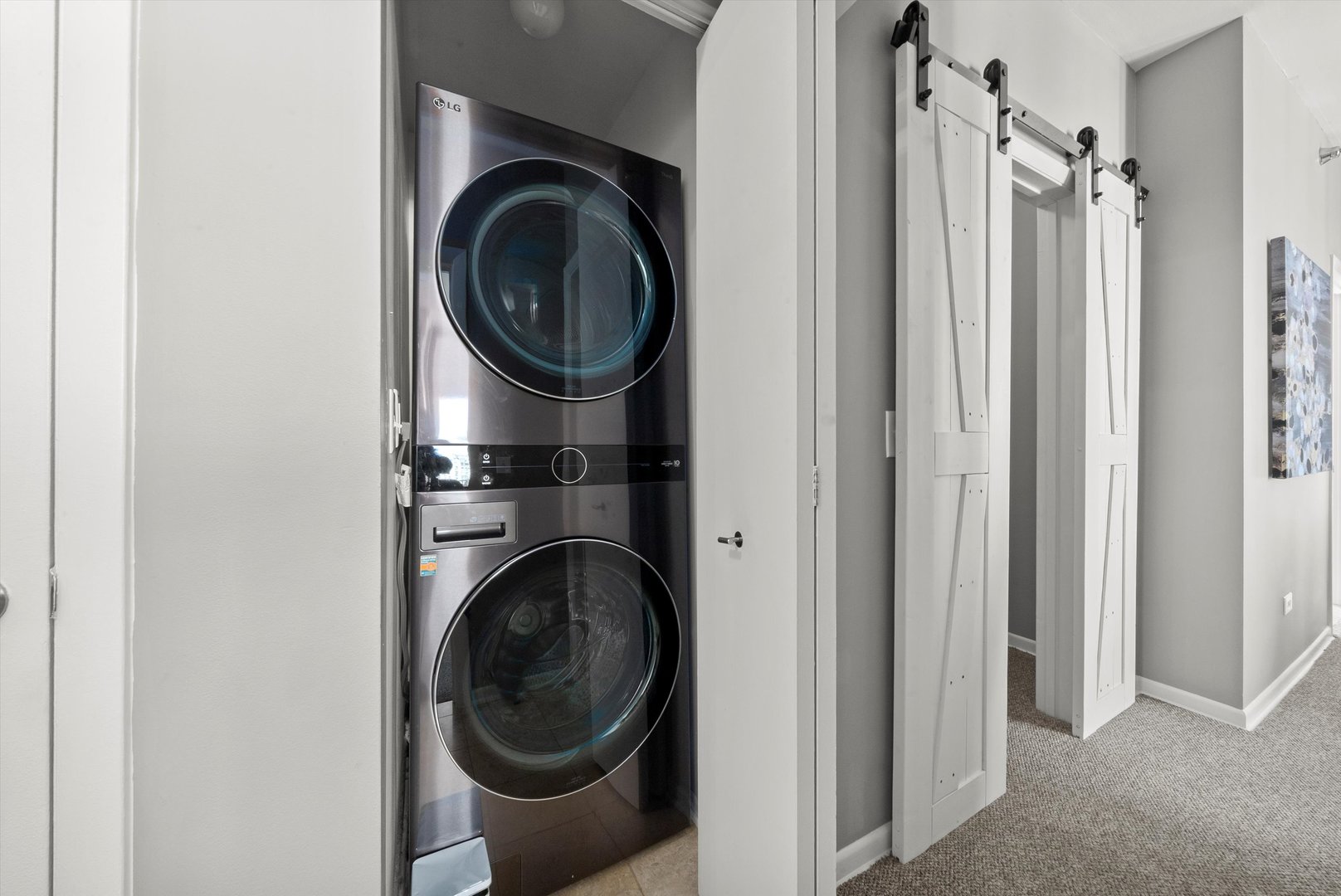 435 W Erie Street #1708, Chicago, IL 60610