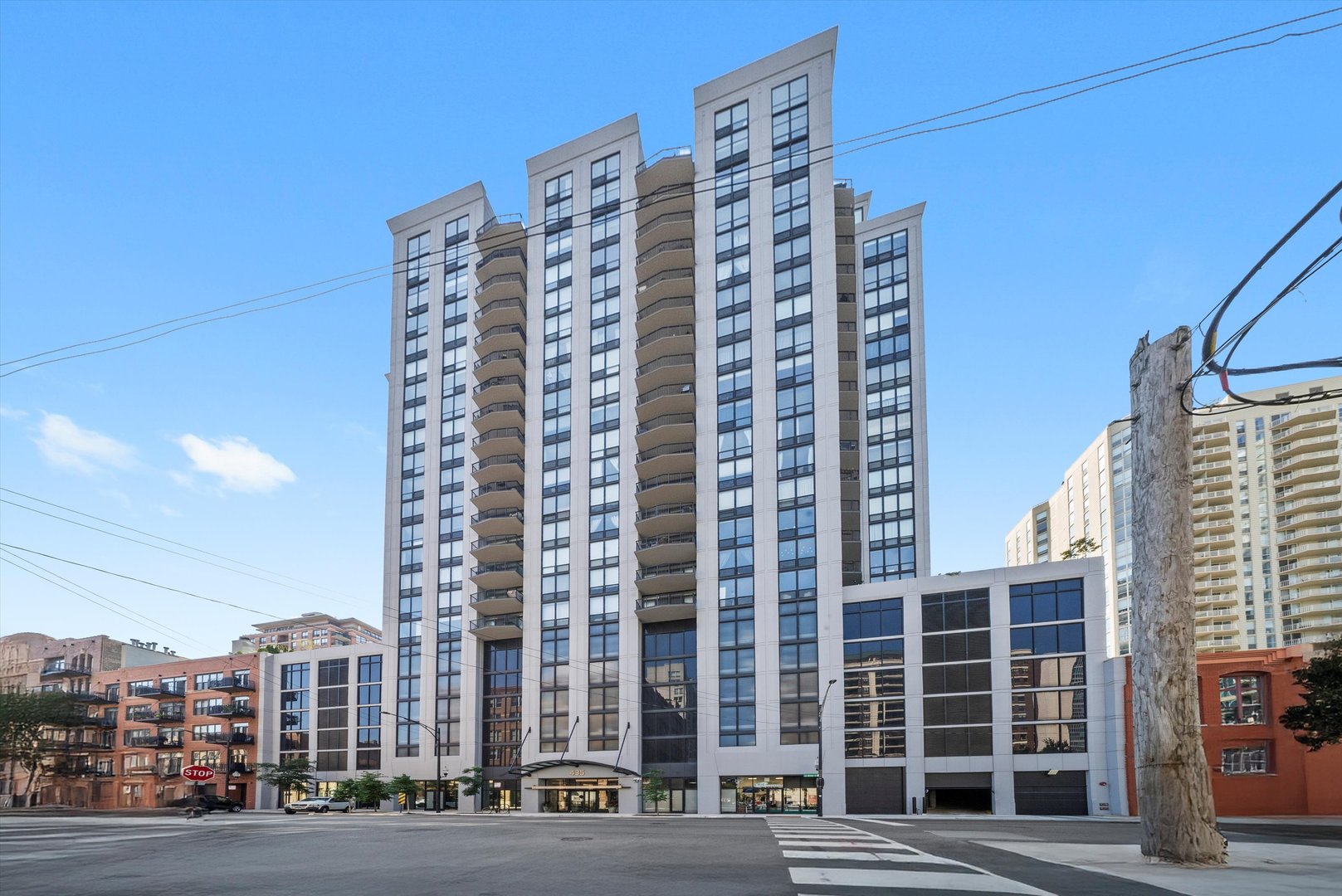 435 W Erie Street #1708, Chicago, IL 60610