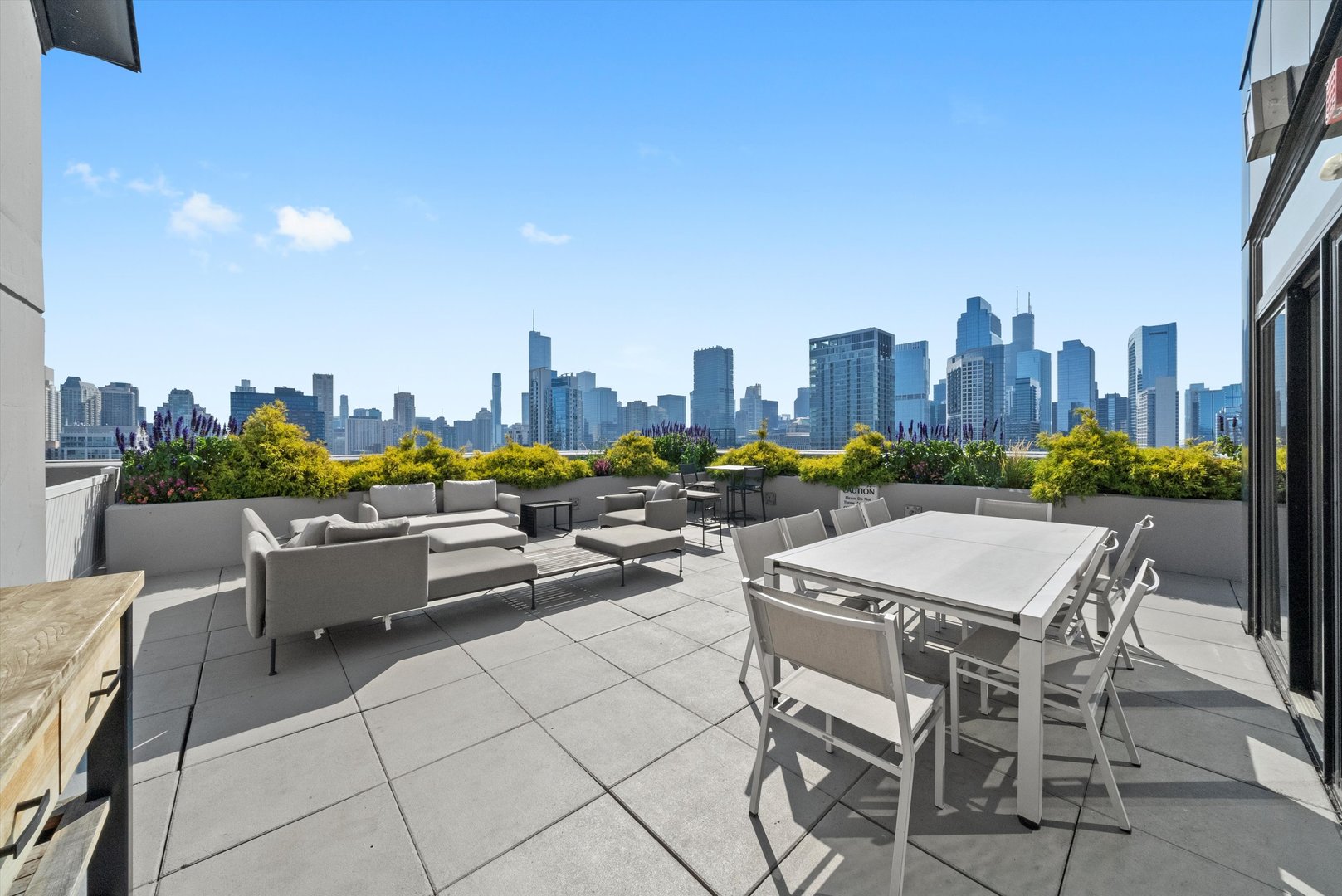 435 W Erie Street #1708, Chicago, IL 60610