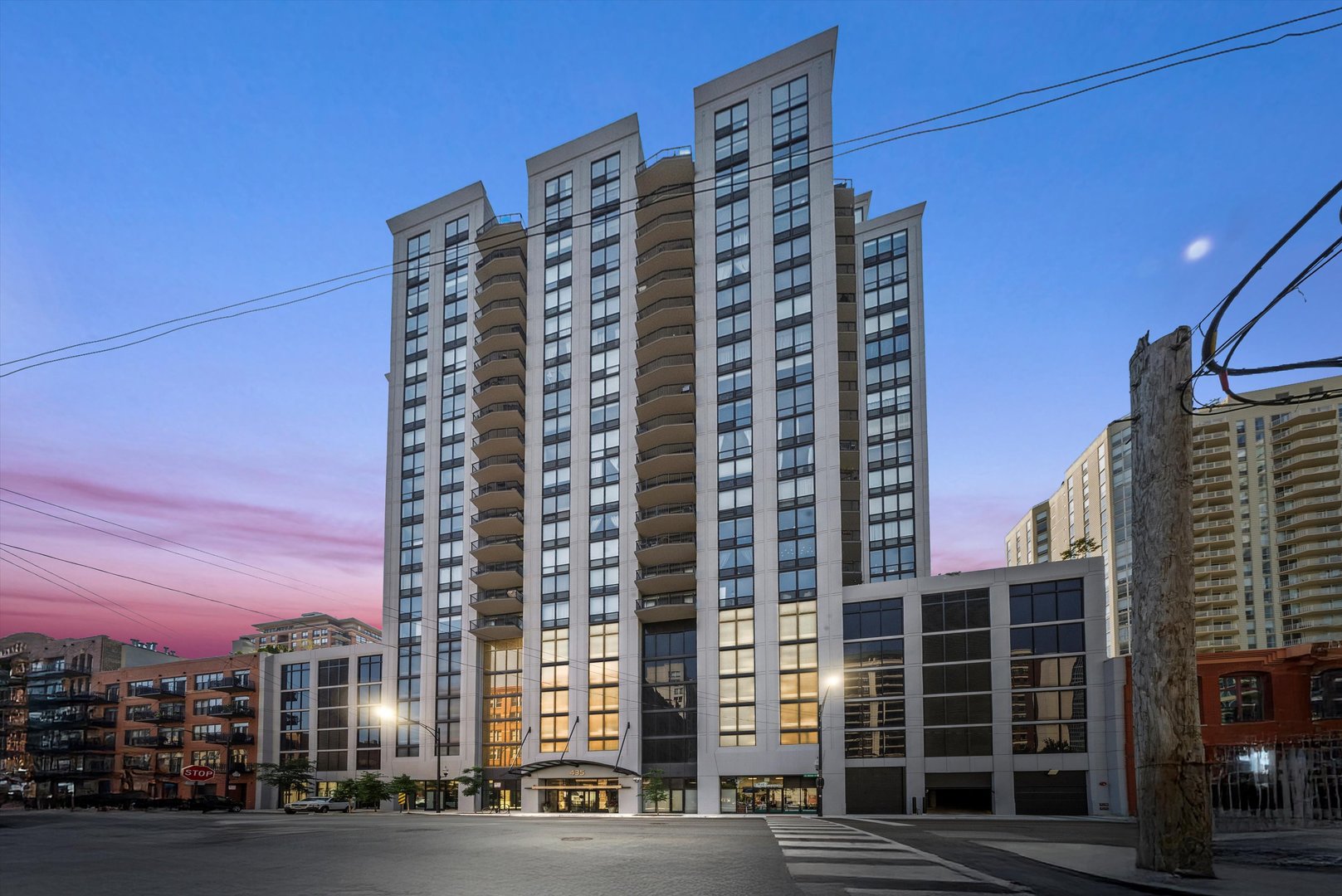 435 W Erie Street #1708, Chicago, IL 60610