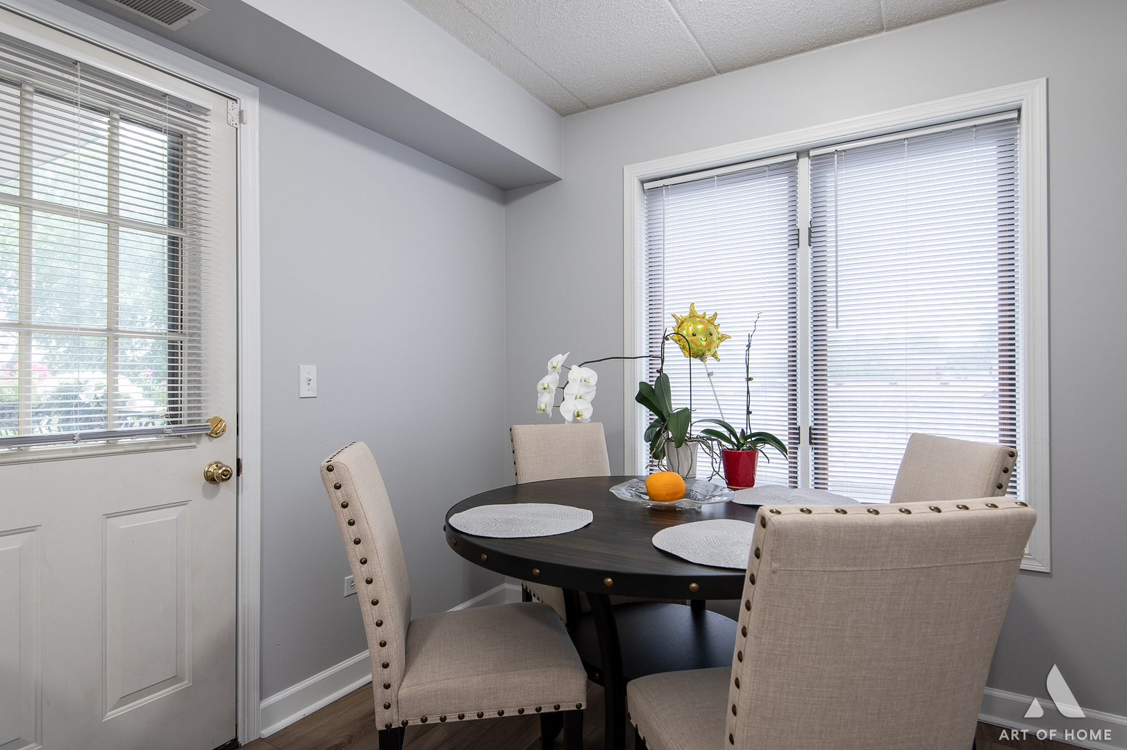 11110 E Cove Circle #2A, Palos Hills, IL 60465