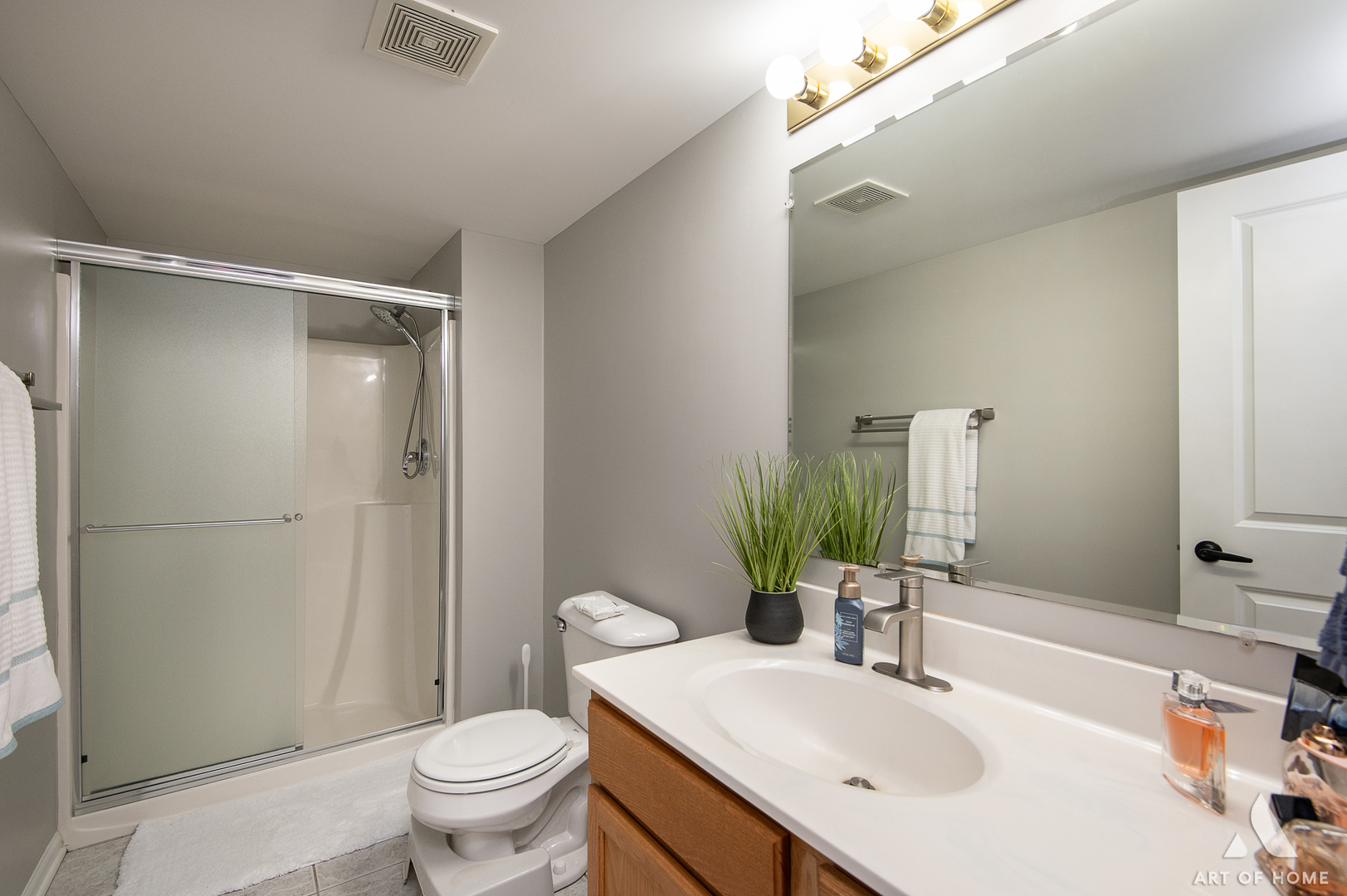 11110 E Cove Circle #2A, Palos Hills, IL 60465