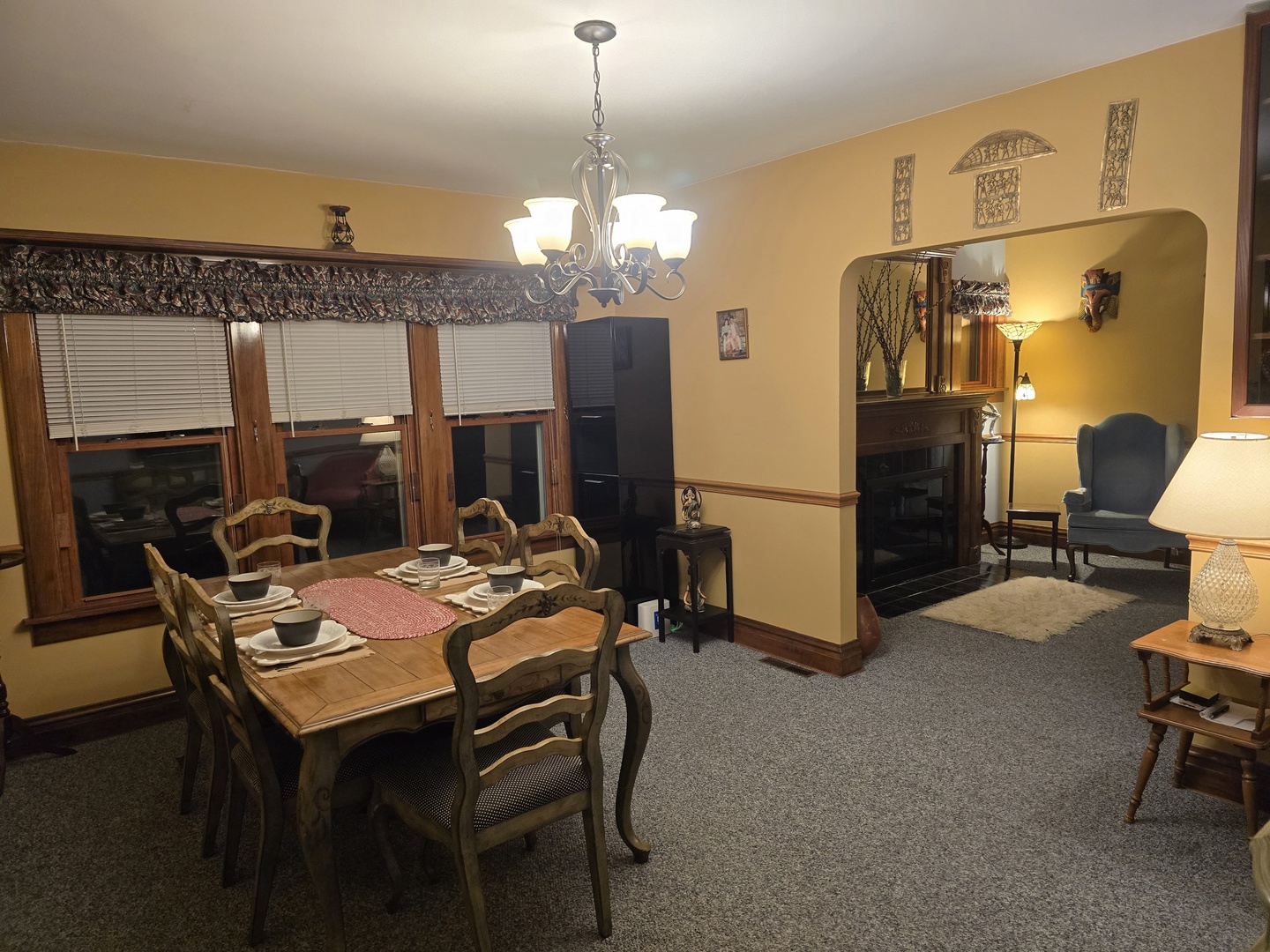 437 S Craig Place, Lombard, IL 60148