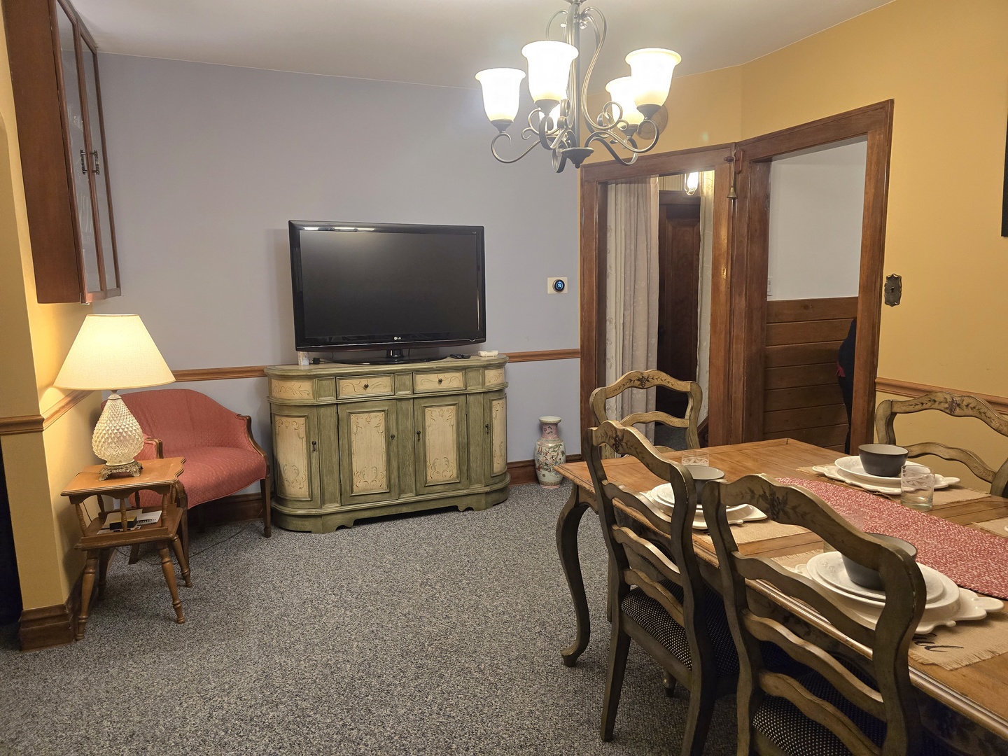 437 S Craig Place, Lombard, IL 60148