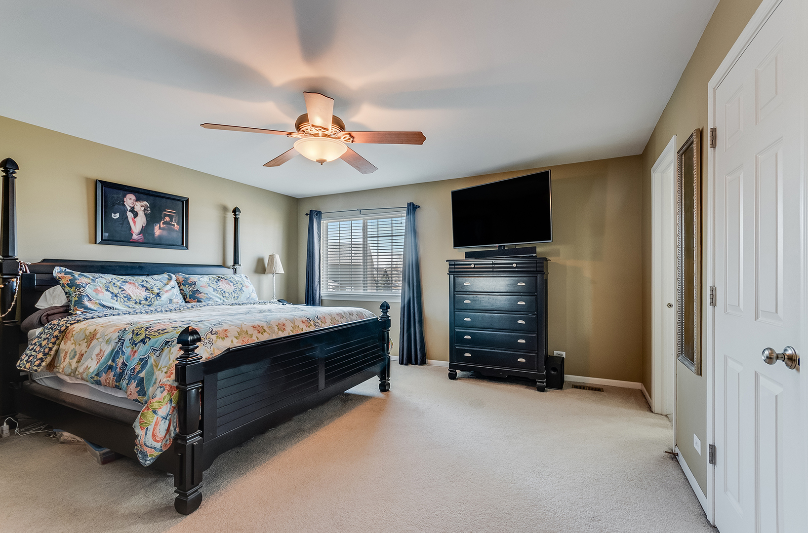 2185 Fescue Drive, Aurora, IL 60504