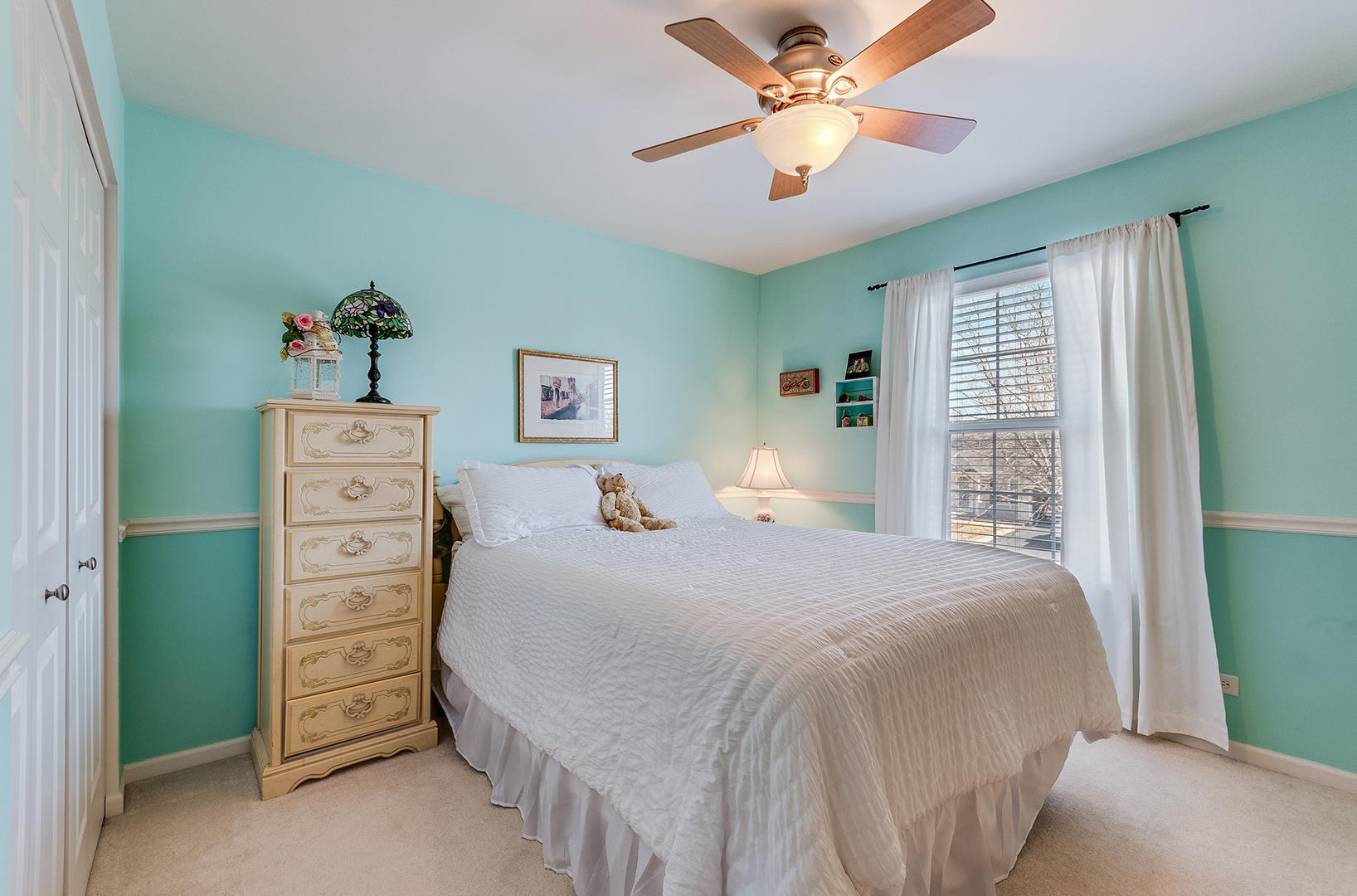 2185 Fescue Drive, Aurora, IL 60504