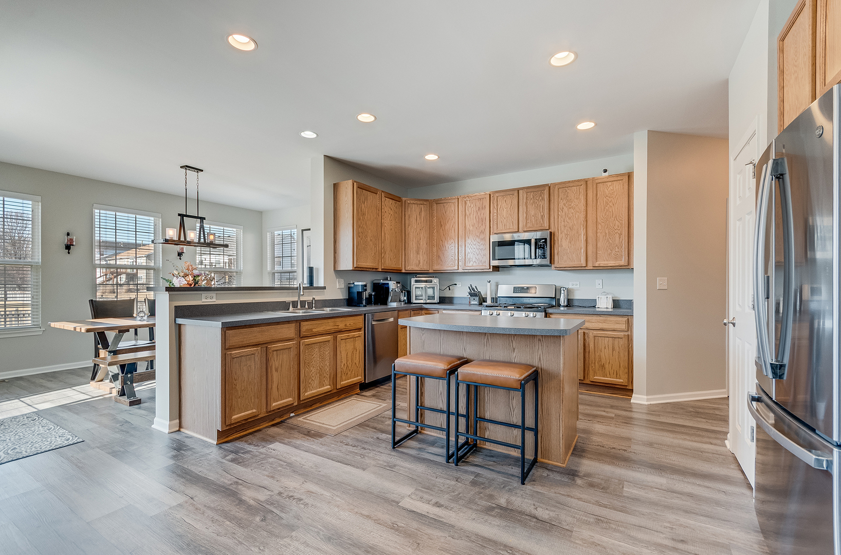 2185 Fescue Drive, Aurora, IL 60504